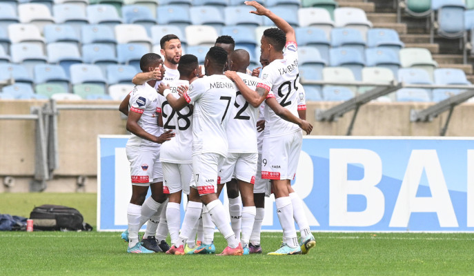 Sandile Mthethwa's extra-time winner sinks Kaizer Chiefs and sends Orlando  Pirates into Nedbank Cup final