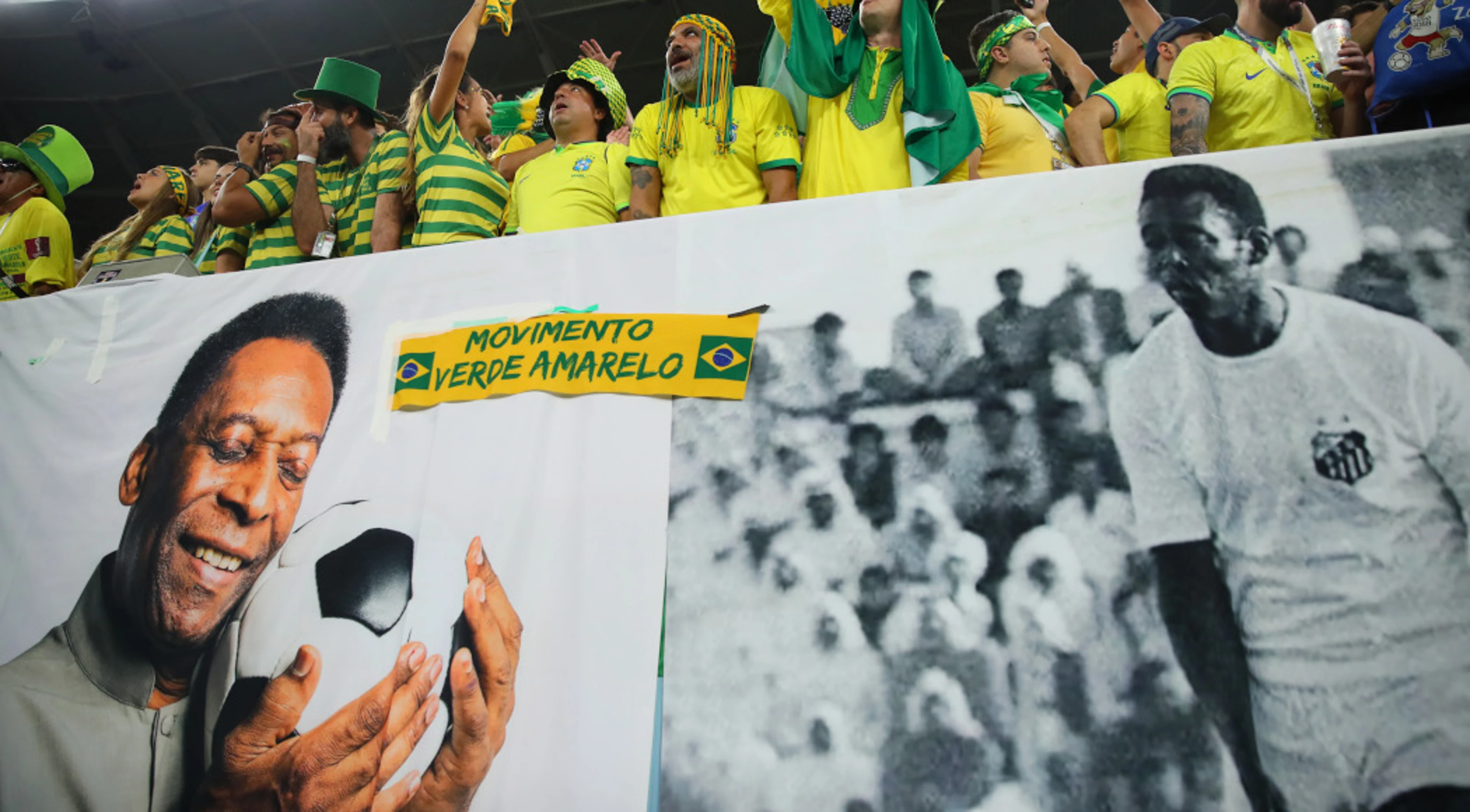 Pele's family gather at his hospital bedside on Christmas Eve