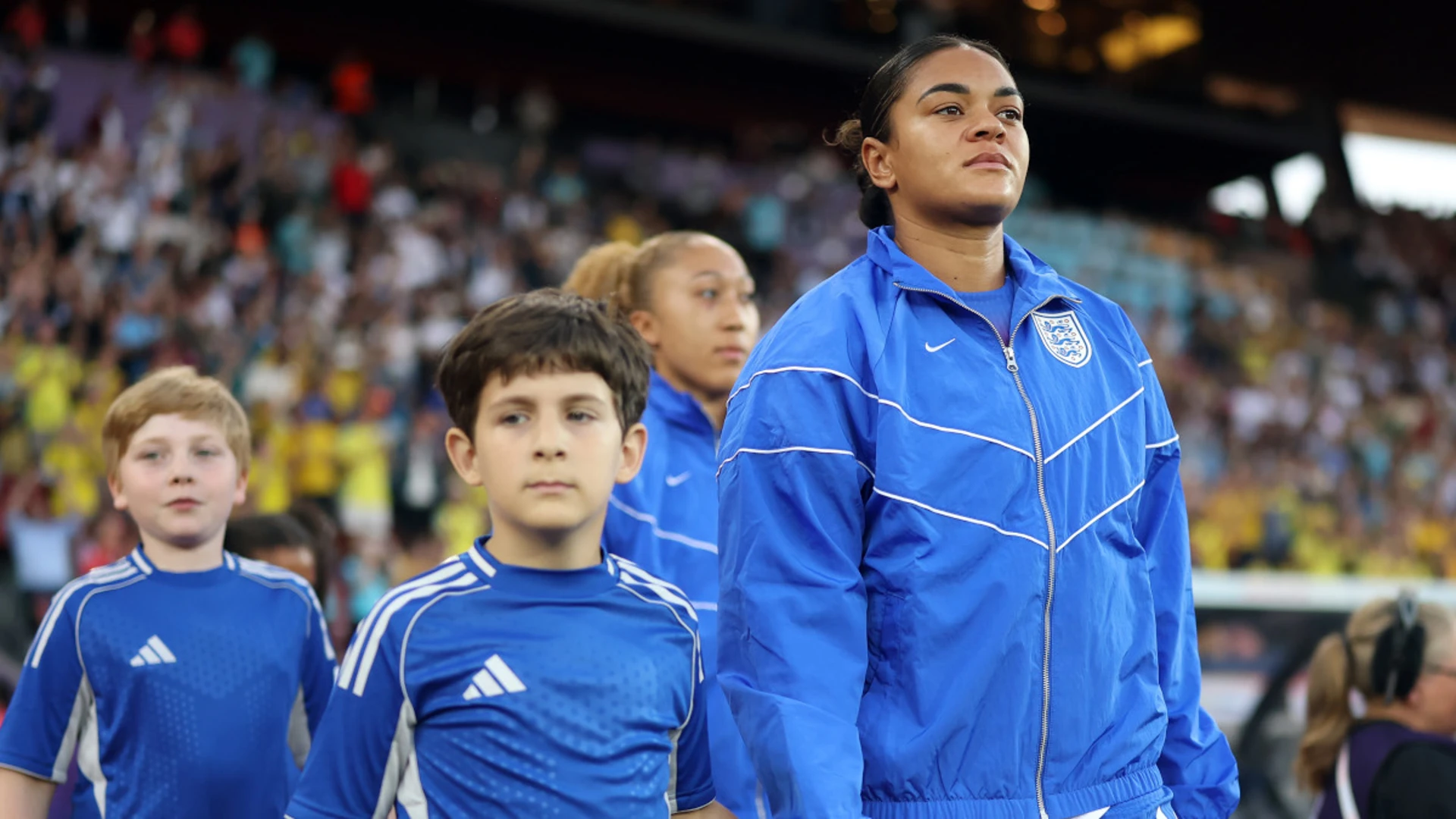 England's Carter tipped to perform in Euro 2025 semi despite 'disgusting' abuse