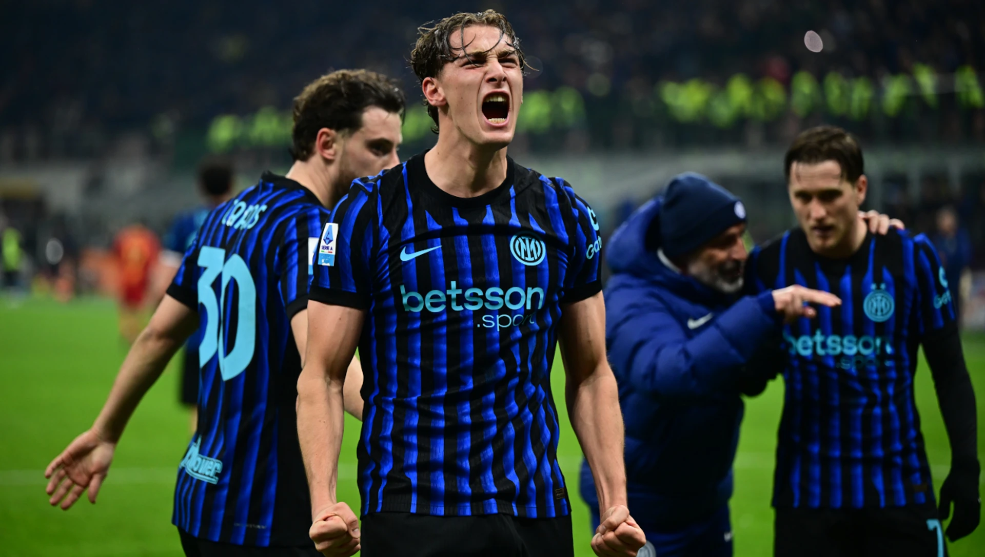 Inter extend Serie A lead to six points after Napoli slip
