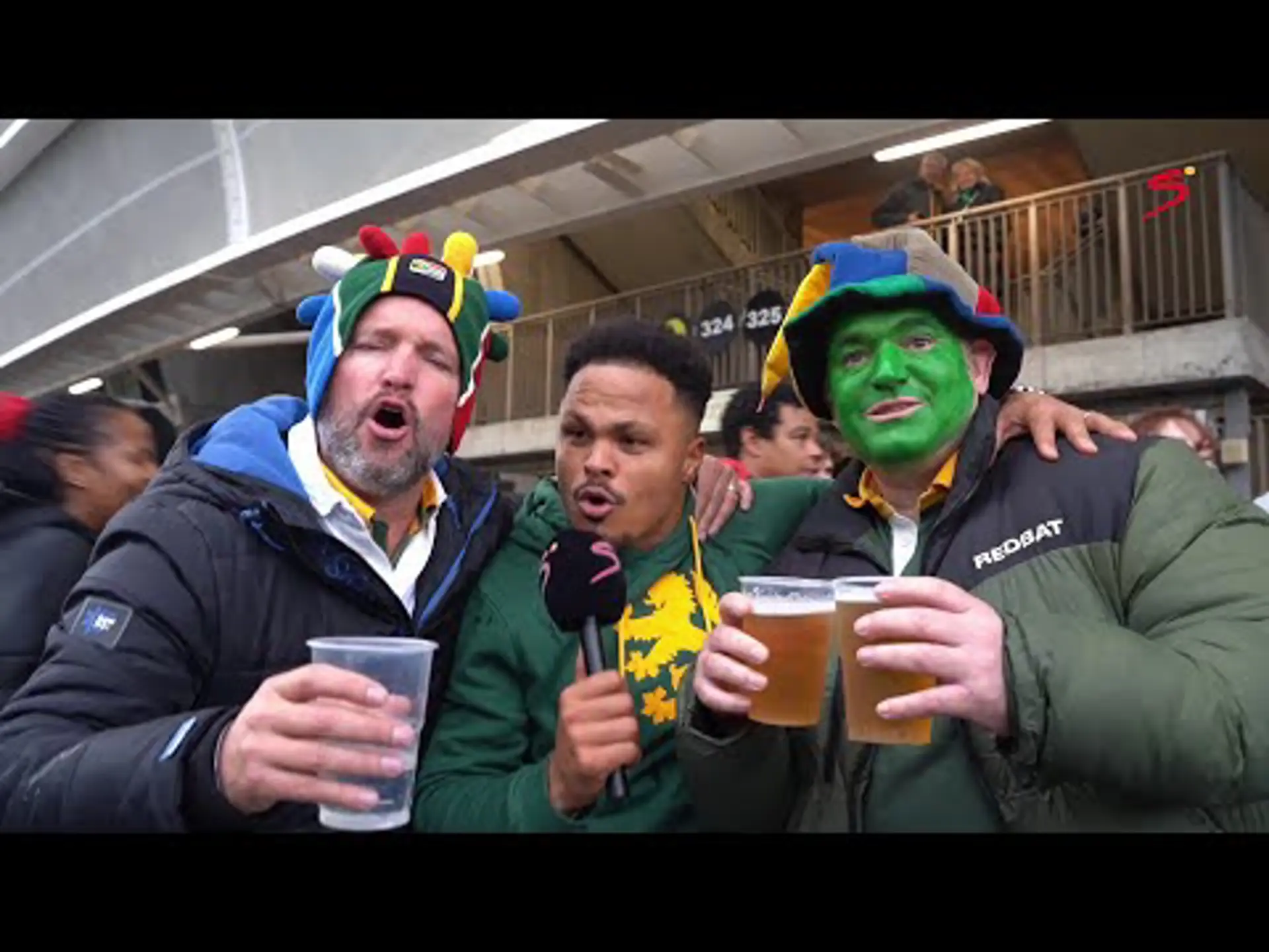 Cheslin Kolbe MADNESS In The Cape Town Rain ☔️🇿🇦 | Fan Frenzy | Springboks vs Barbarians