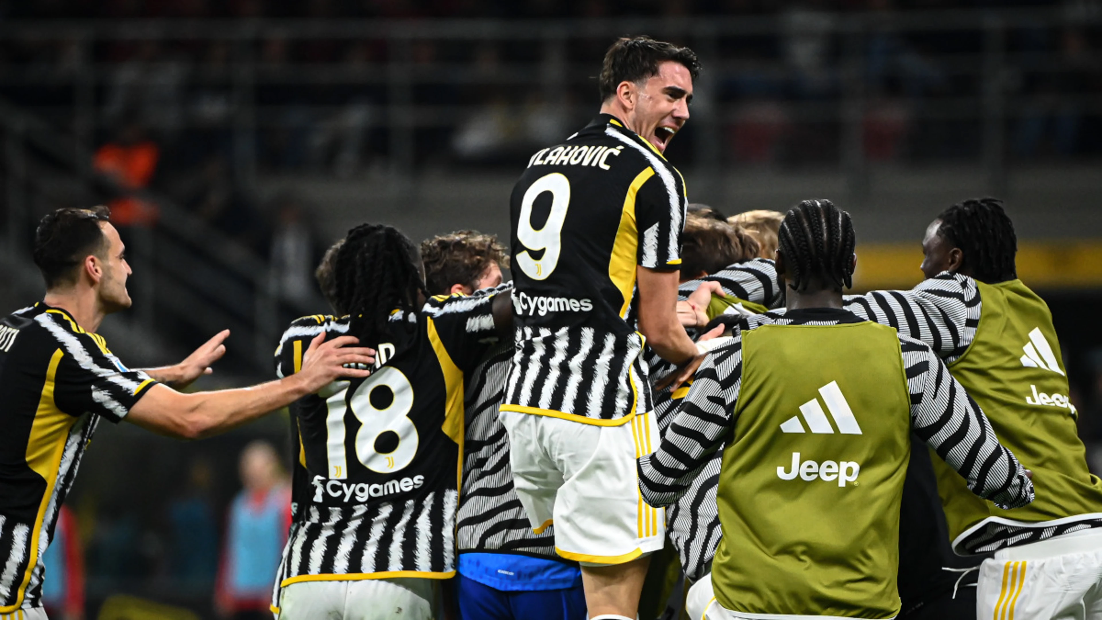 Tearful Locatelli sinks 10-man Milan as Juve close in on leaders Inter