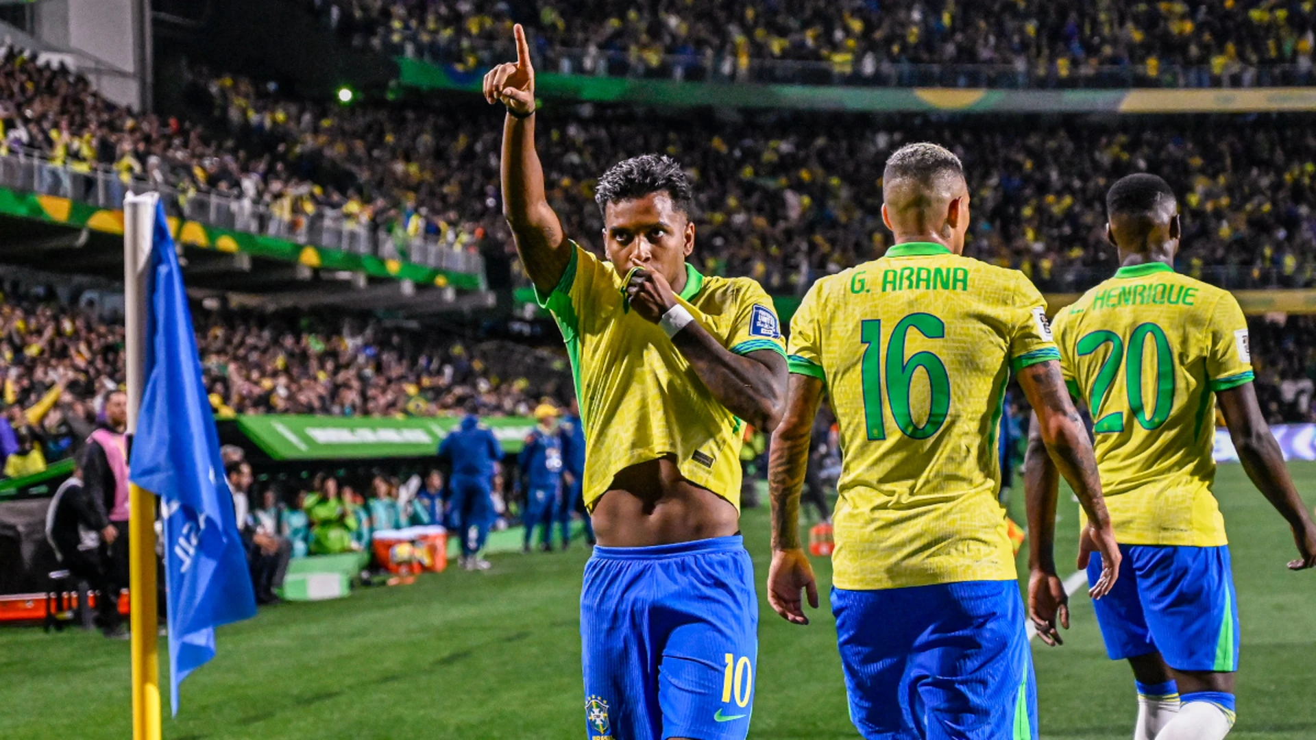 Brazil return to winning ways with dreary win over Ecuador