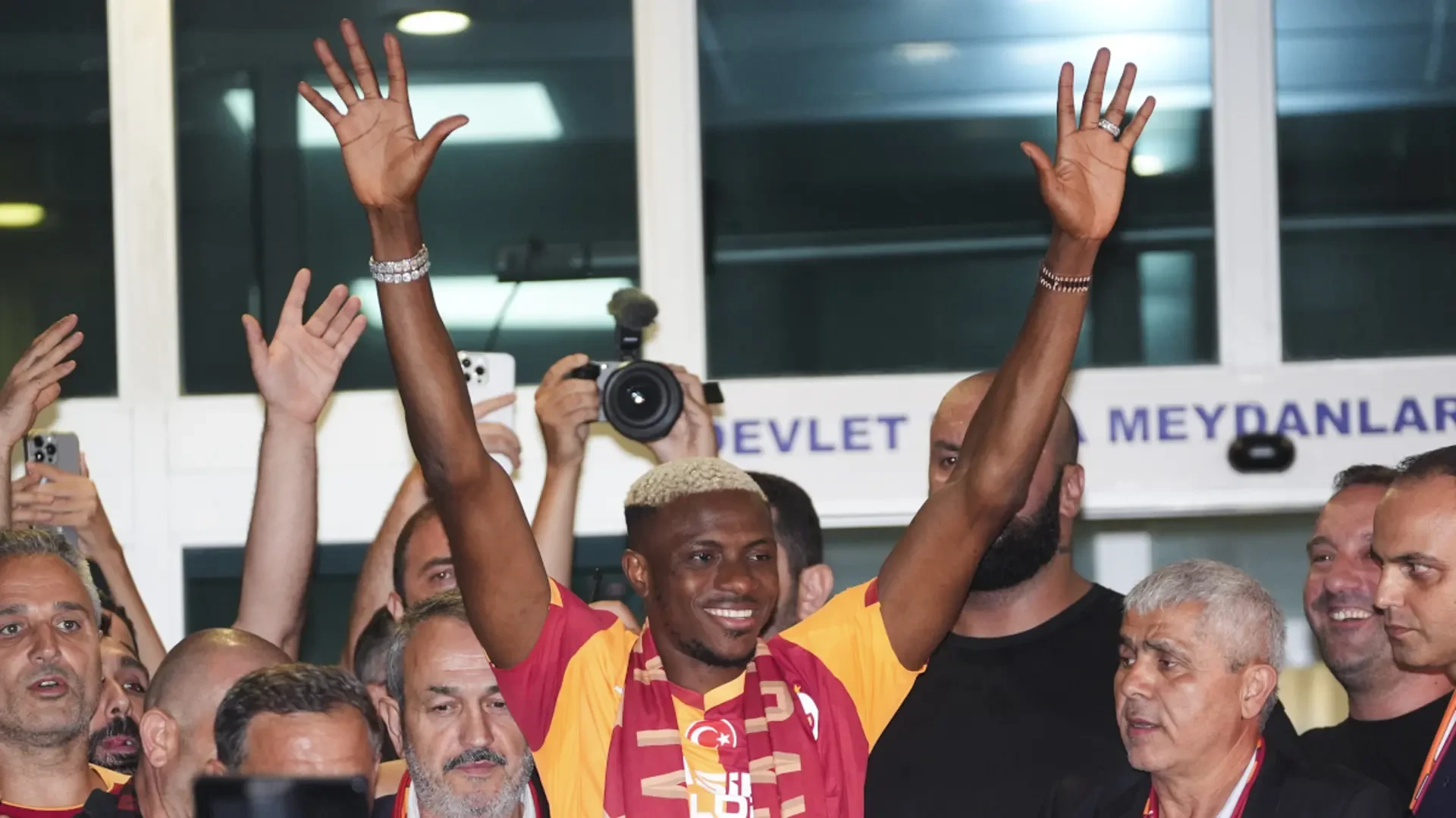 BIG-MONEY MOVE: Napoli's Osimhen completes €75m move to Galatasaray