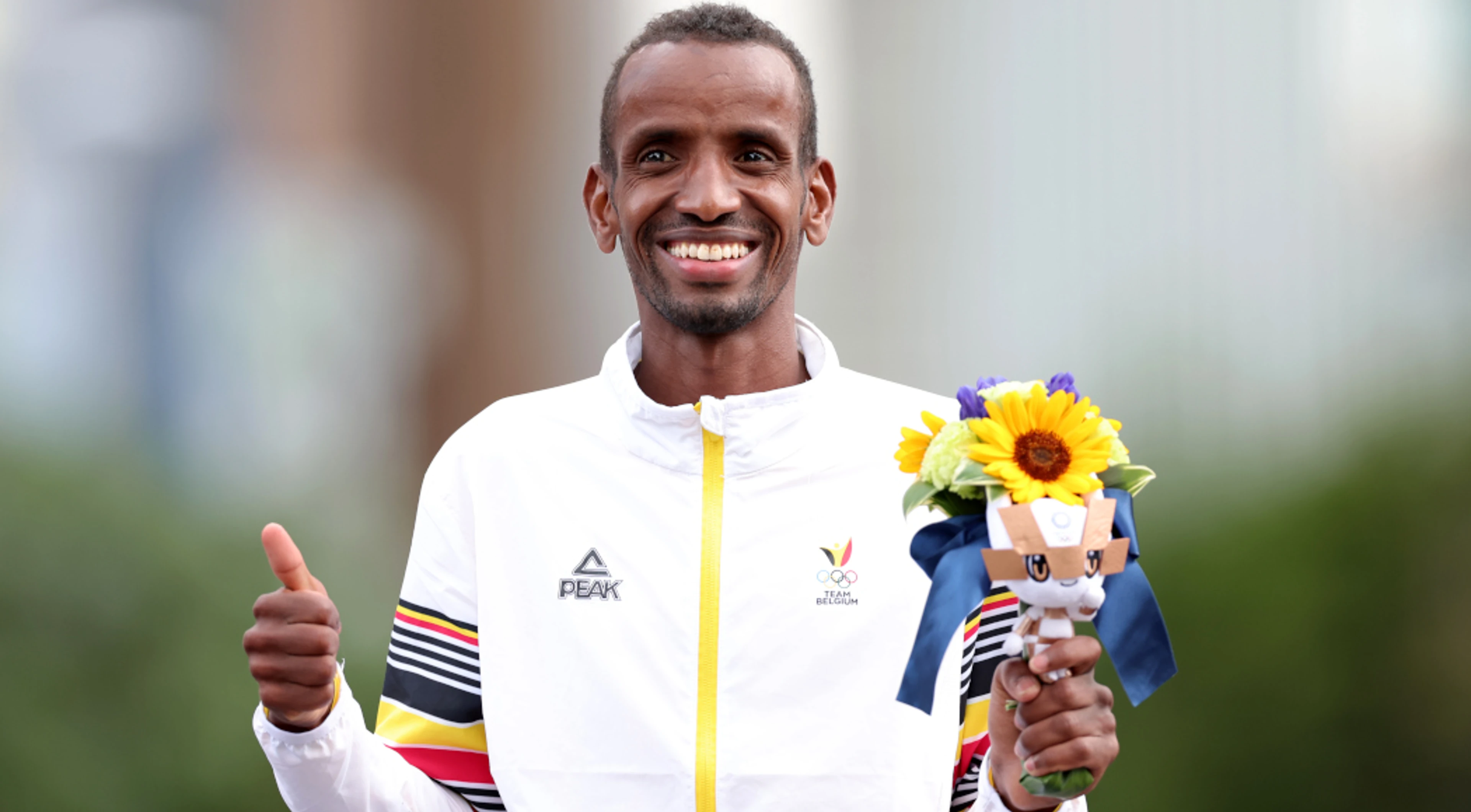 Friendship first as Nageeye waves Abdi over marathon finish