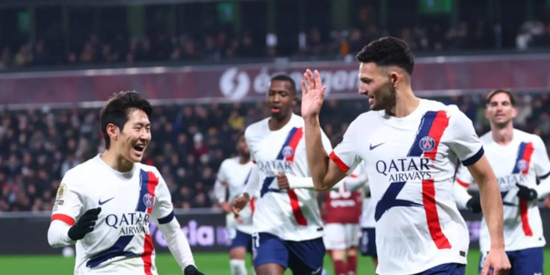 Teenage pair Ndjantou and Mbaye star as PSG beat Metz to go top