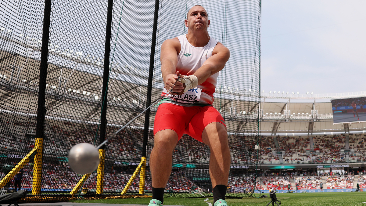 Halasz's hammer gets home fans roaring