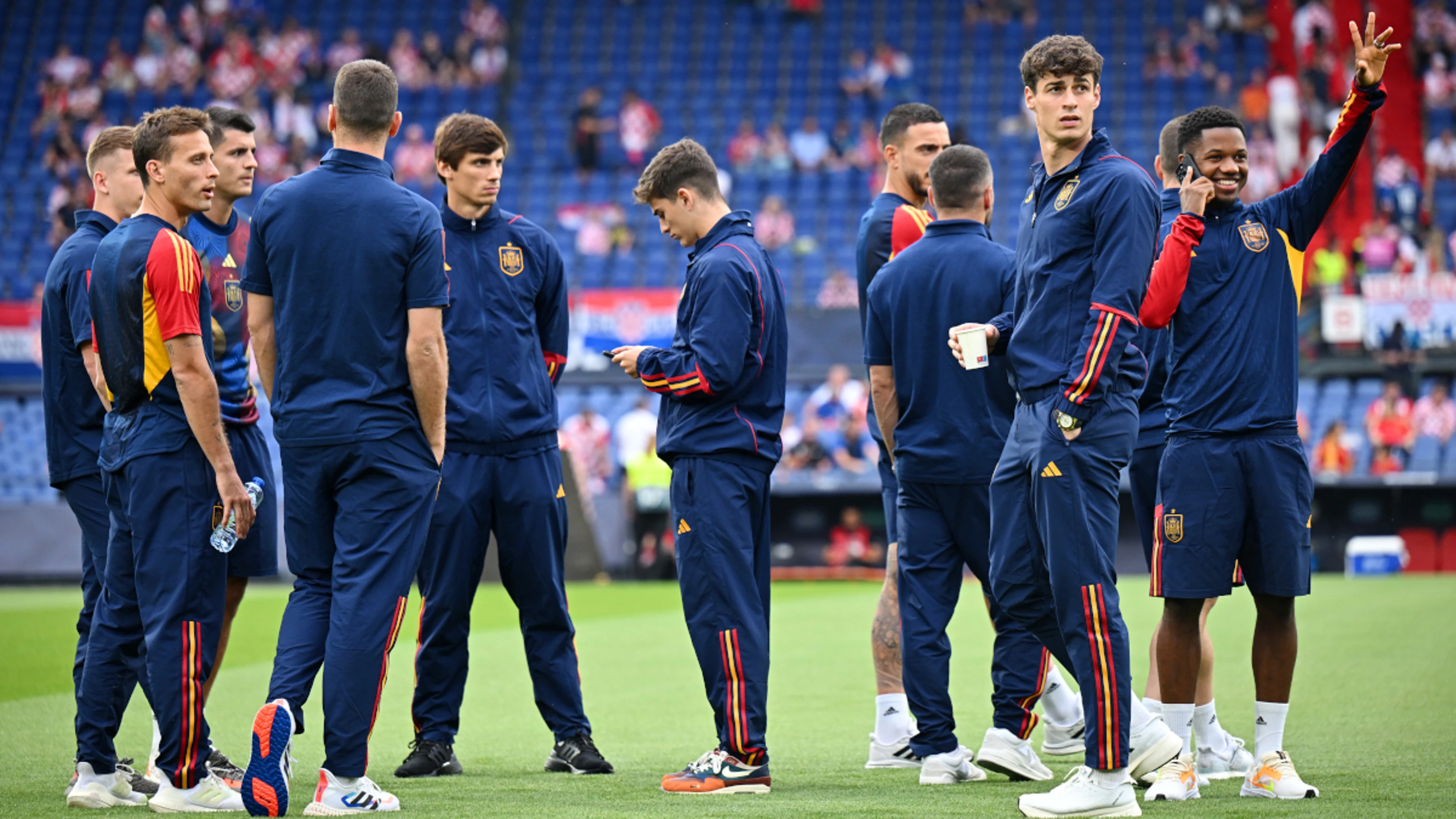 Spain bring in Asensio and Ruiz to face Croatia