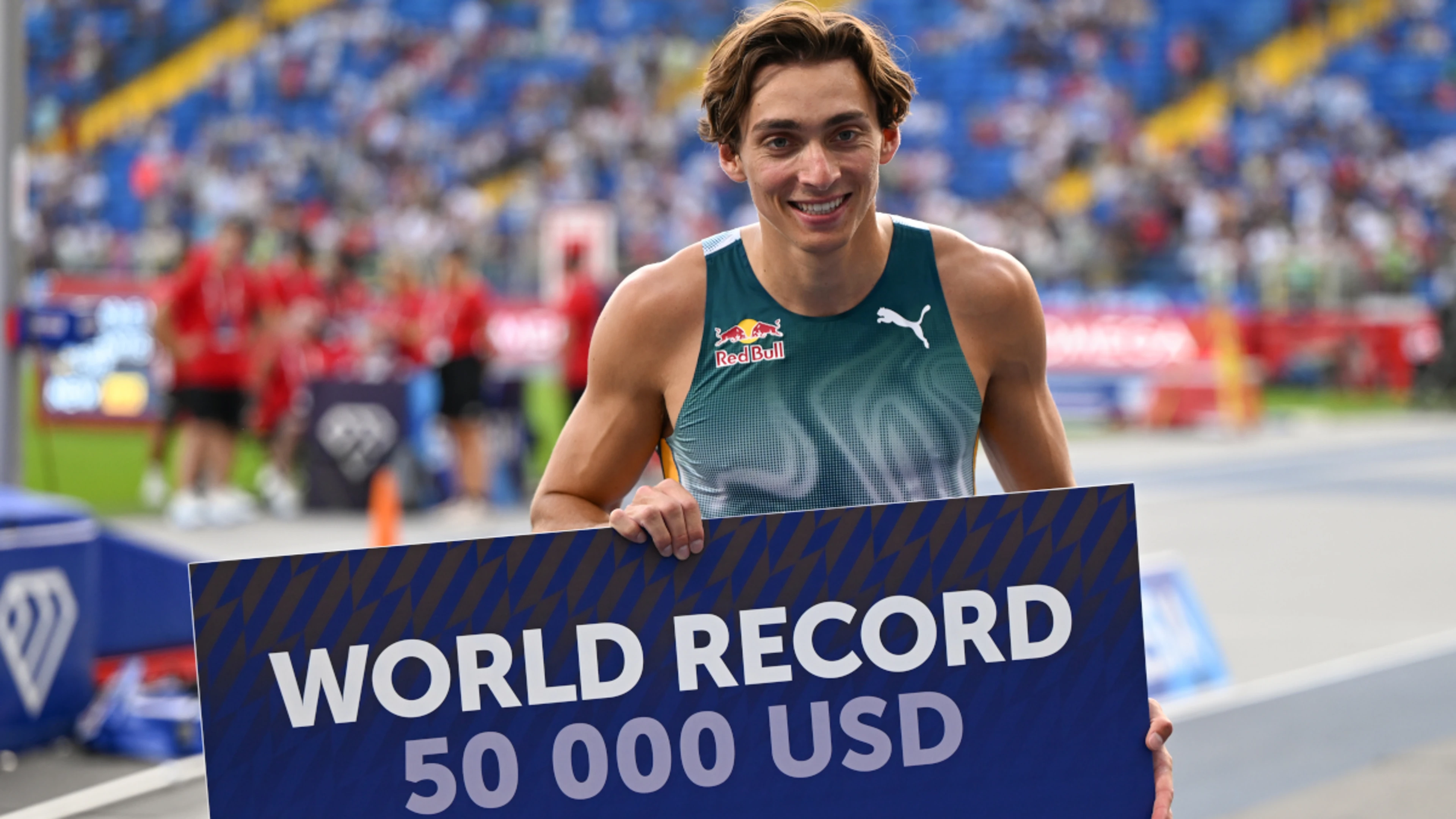 Duplantis beats Warholm in exhibition 100m