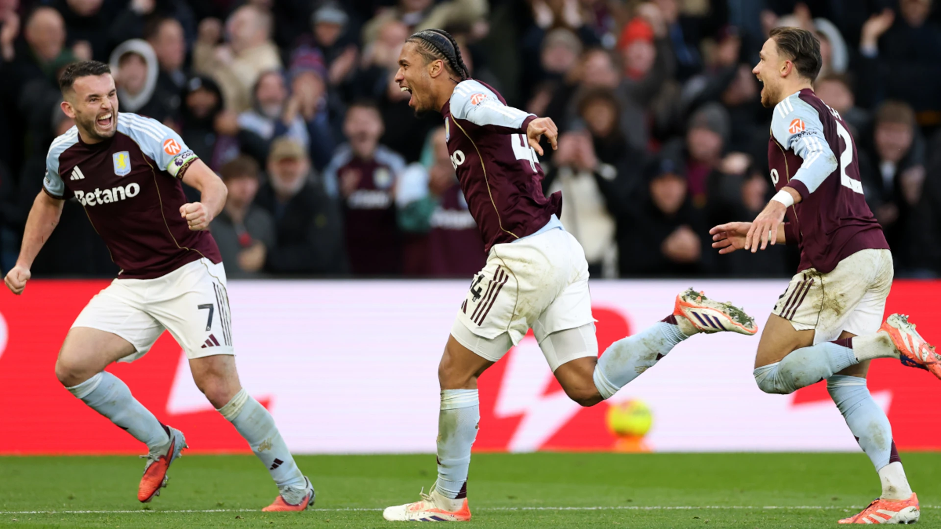 Kamara stunner sends Villa third with narrow win over Wolves