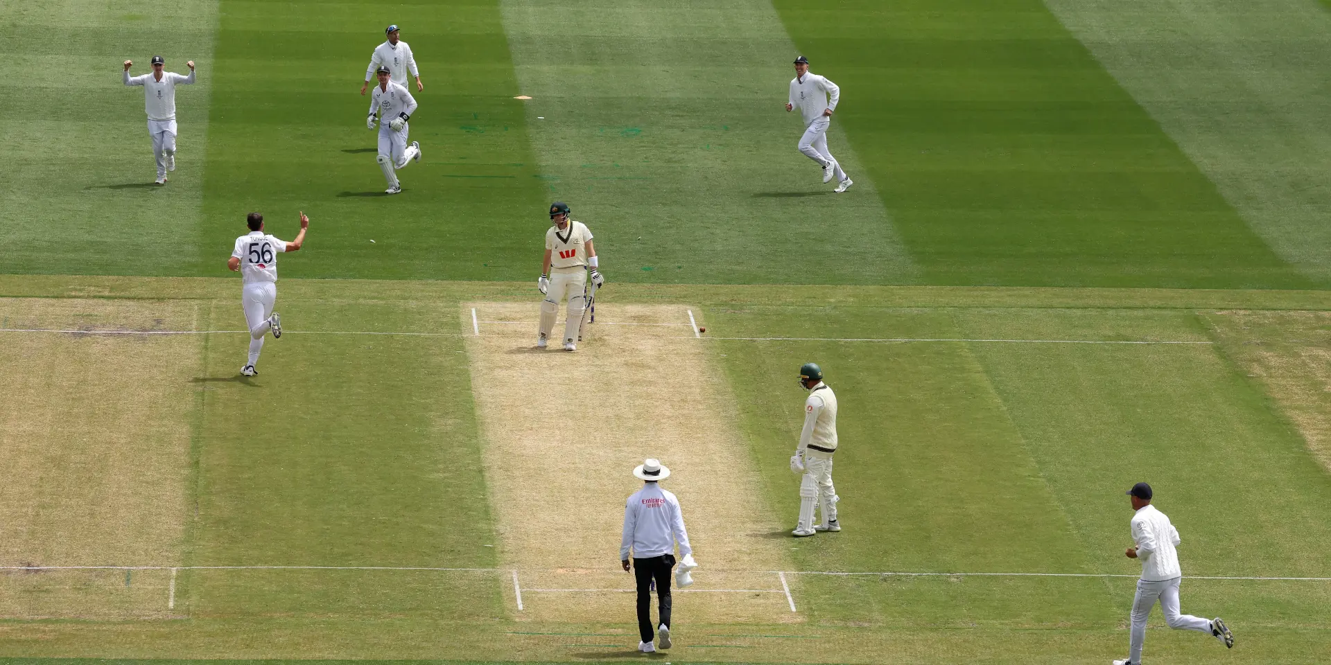 DAY 1: Twenty wickets fall as Australia gain Ashes edge