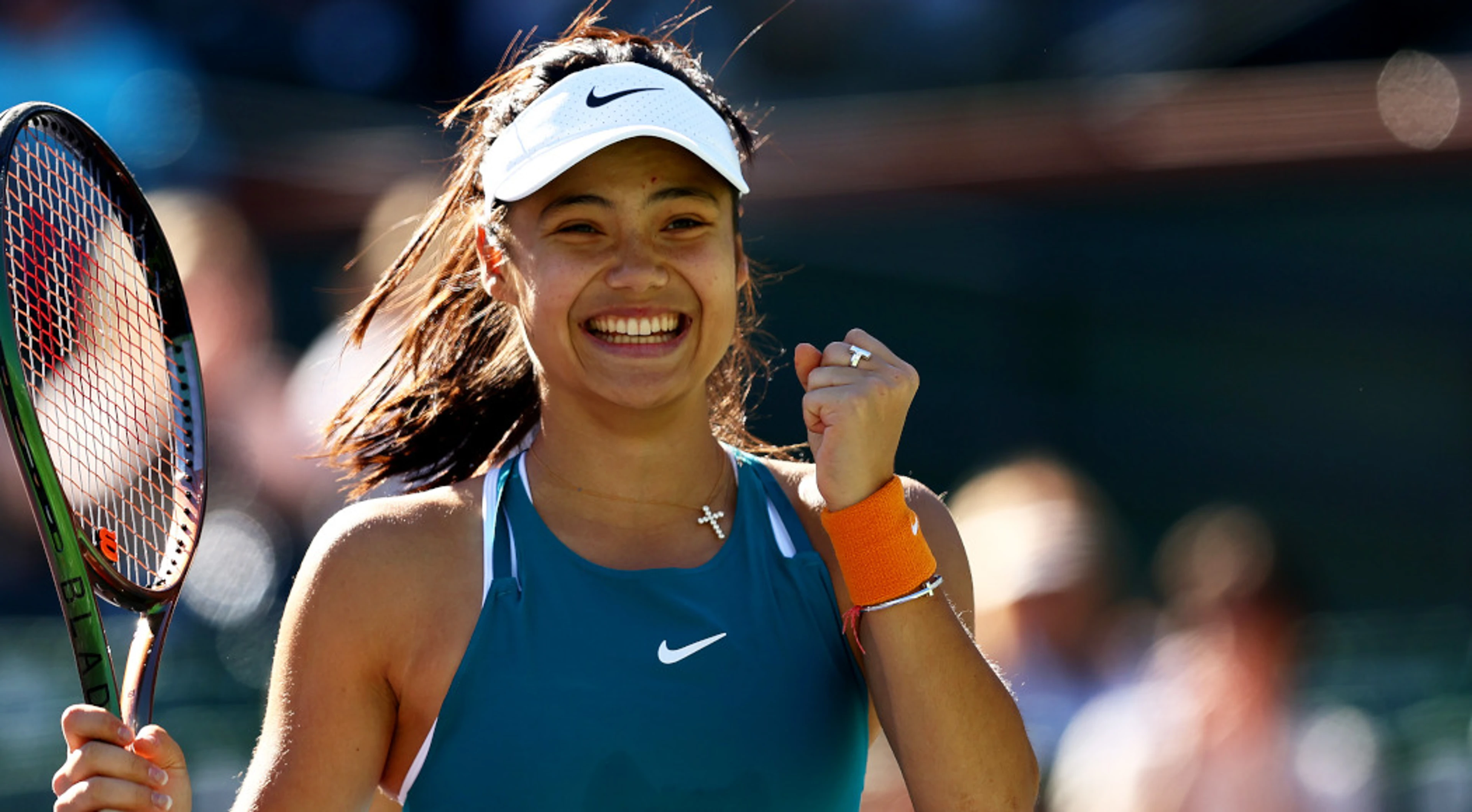 Raducanu, Halep, Swiatek advance at Indian Wells