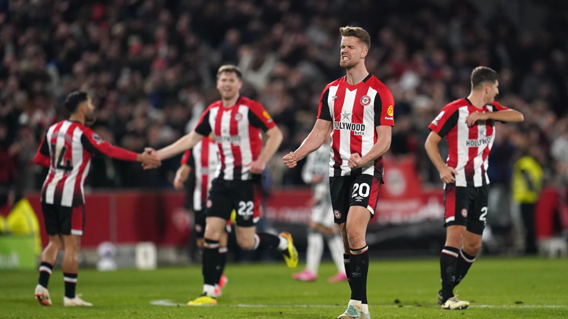 Ajer's late equaliser holds Man Utd to a draw at Brentford