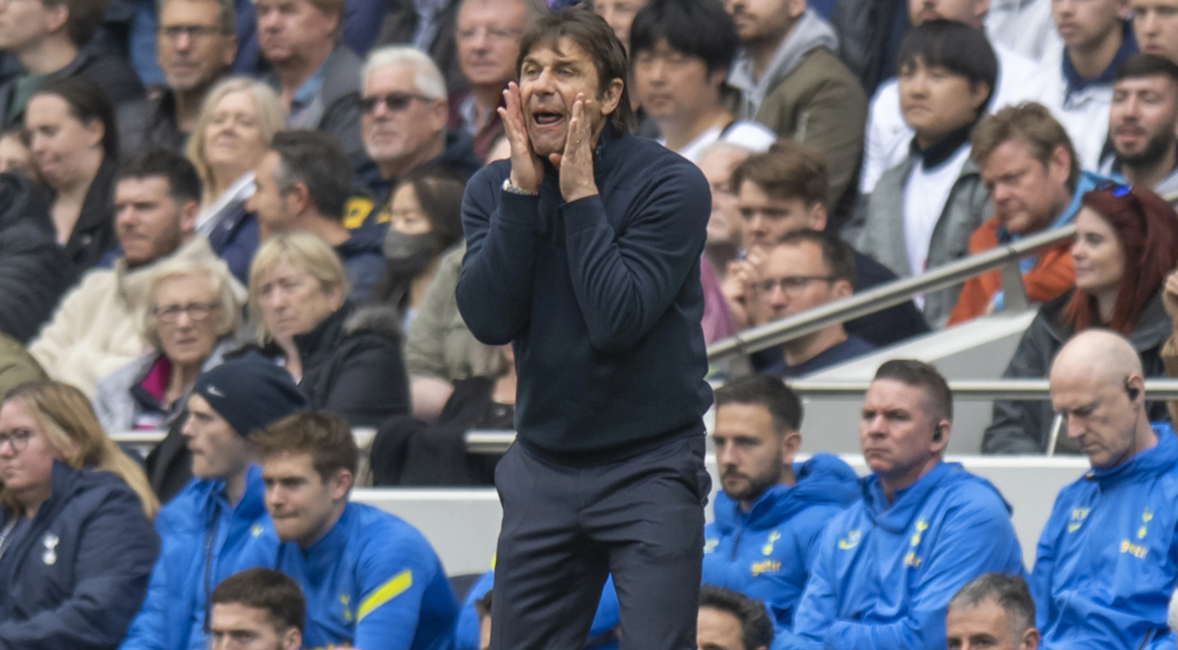 Spurs should not be scared of pressure against Liverpool - Conte