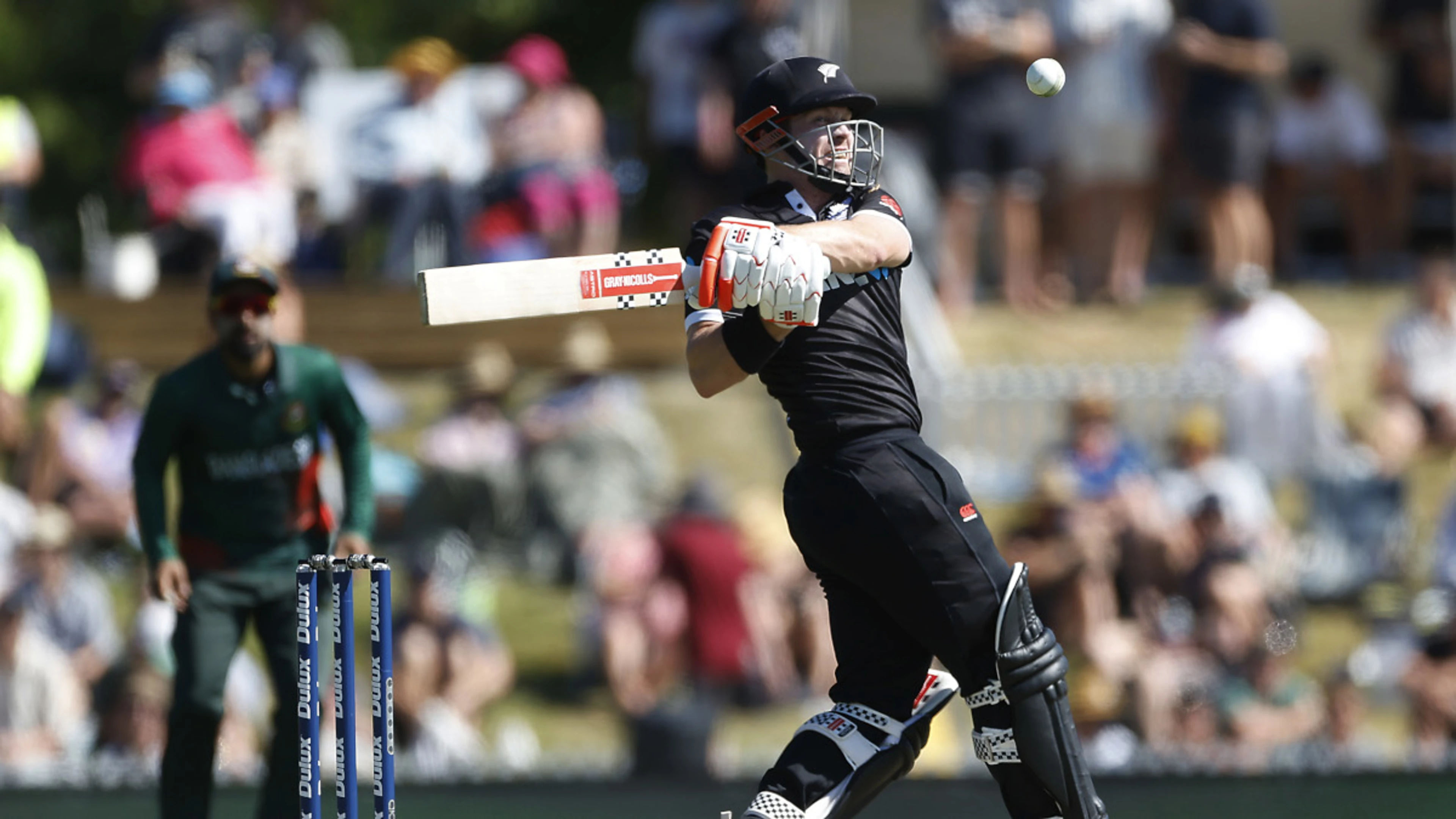 New Zealand down Bangladesh in second ODI despite Sarkar's huge innings
