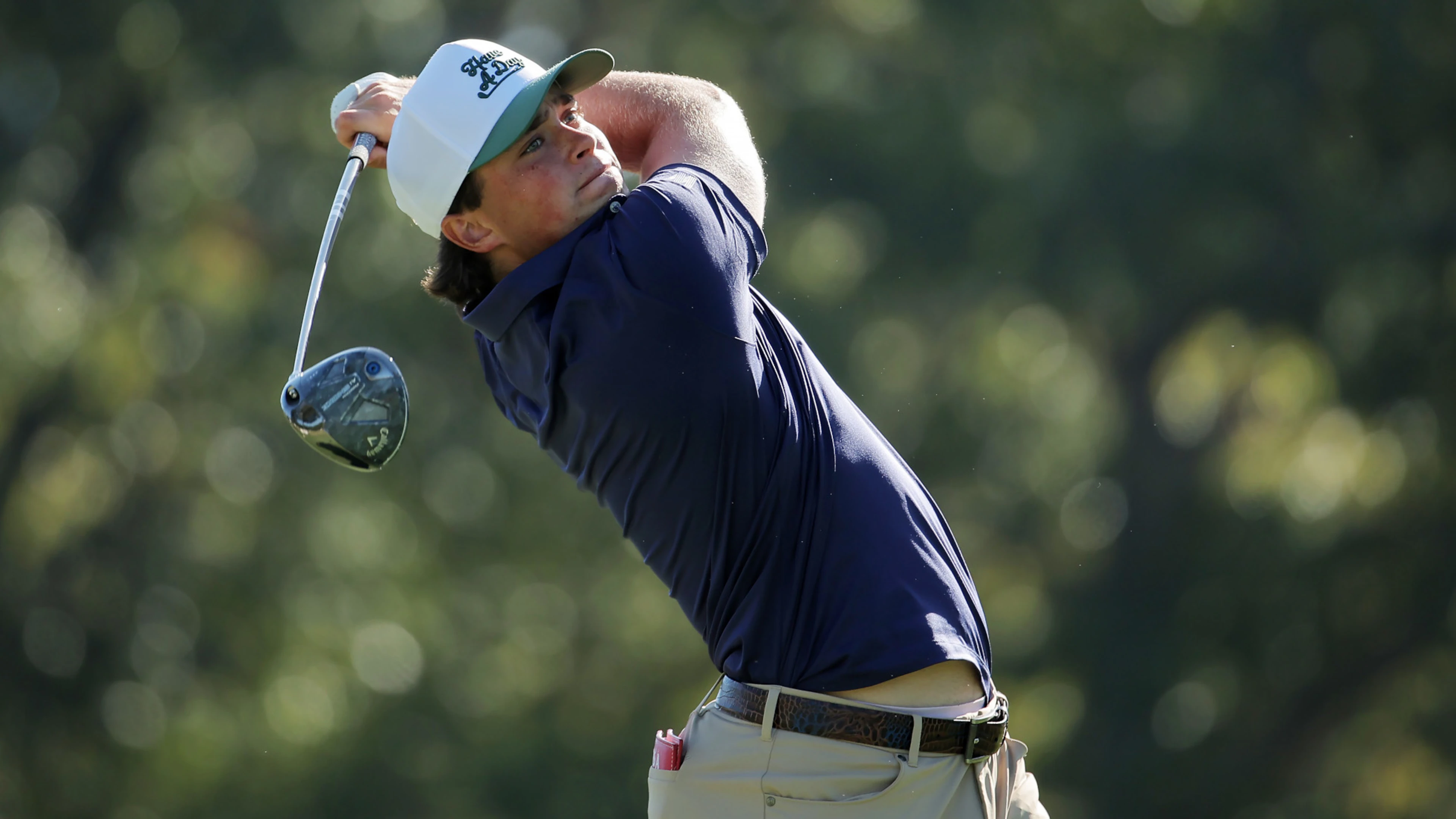 NCAA champ joins LIV, forfeits Masters invite