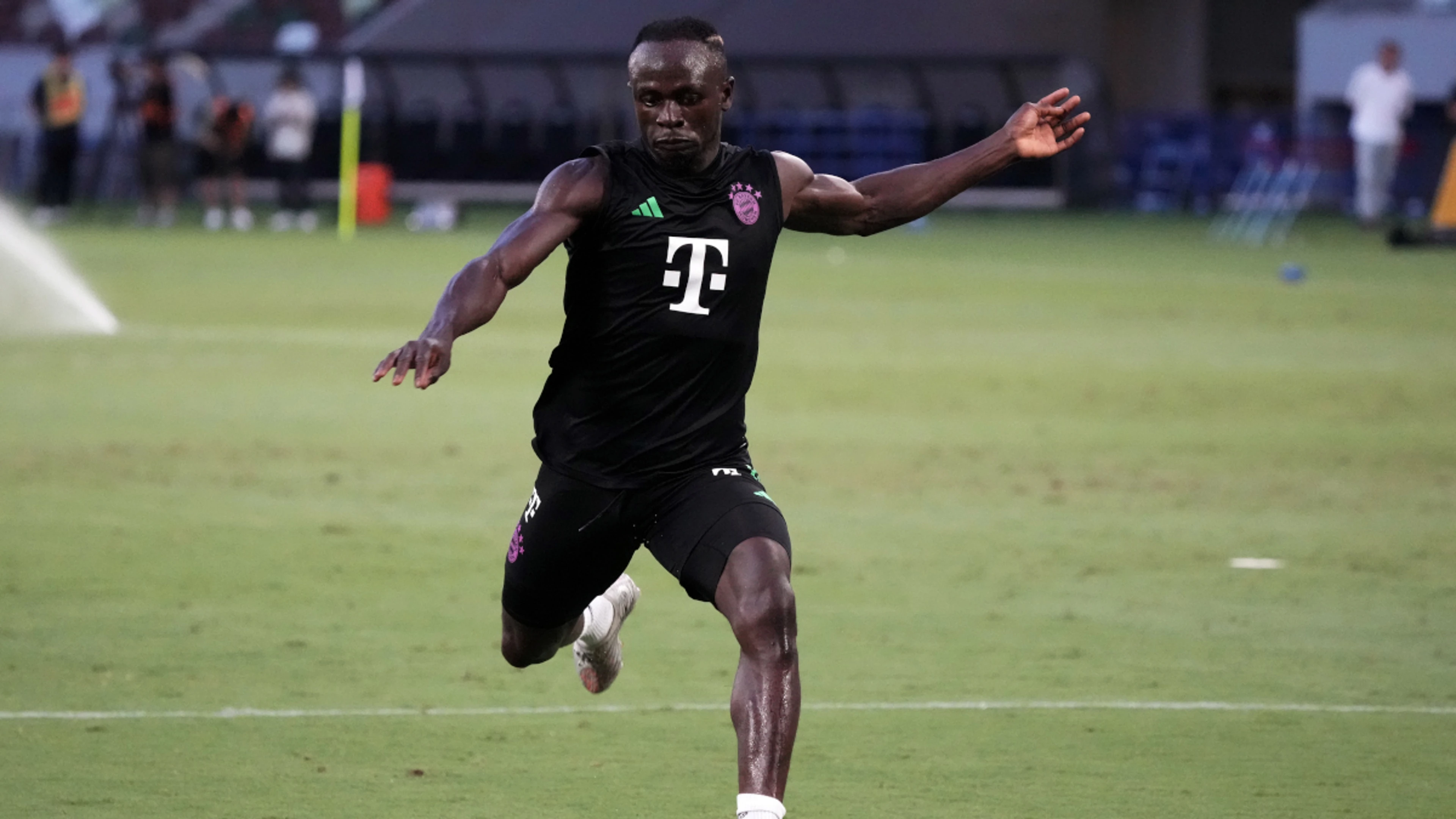 Bayern say Mane in talks 'about a change of club'