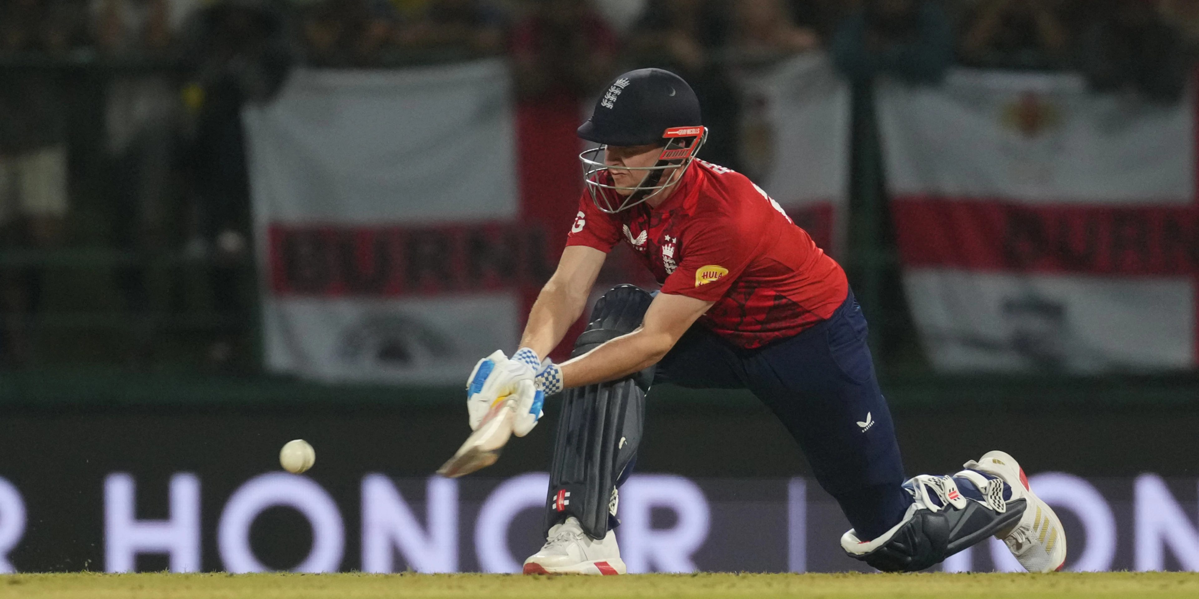 Captains tip 300-run barrier at T20 World Cup to fall