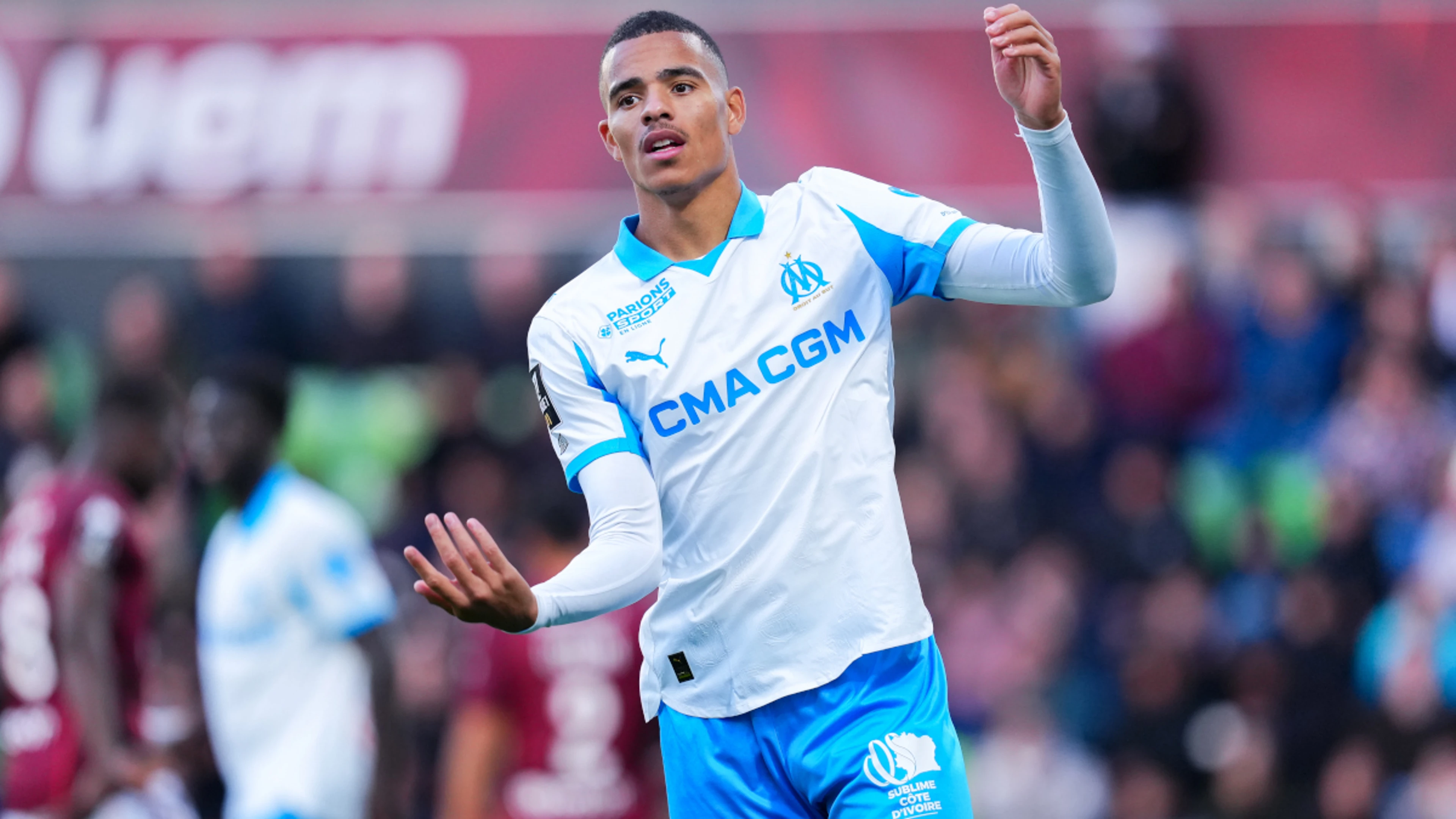 Marseille wallop Nice to climb top in France