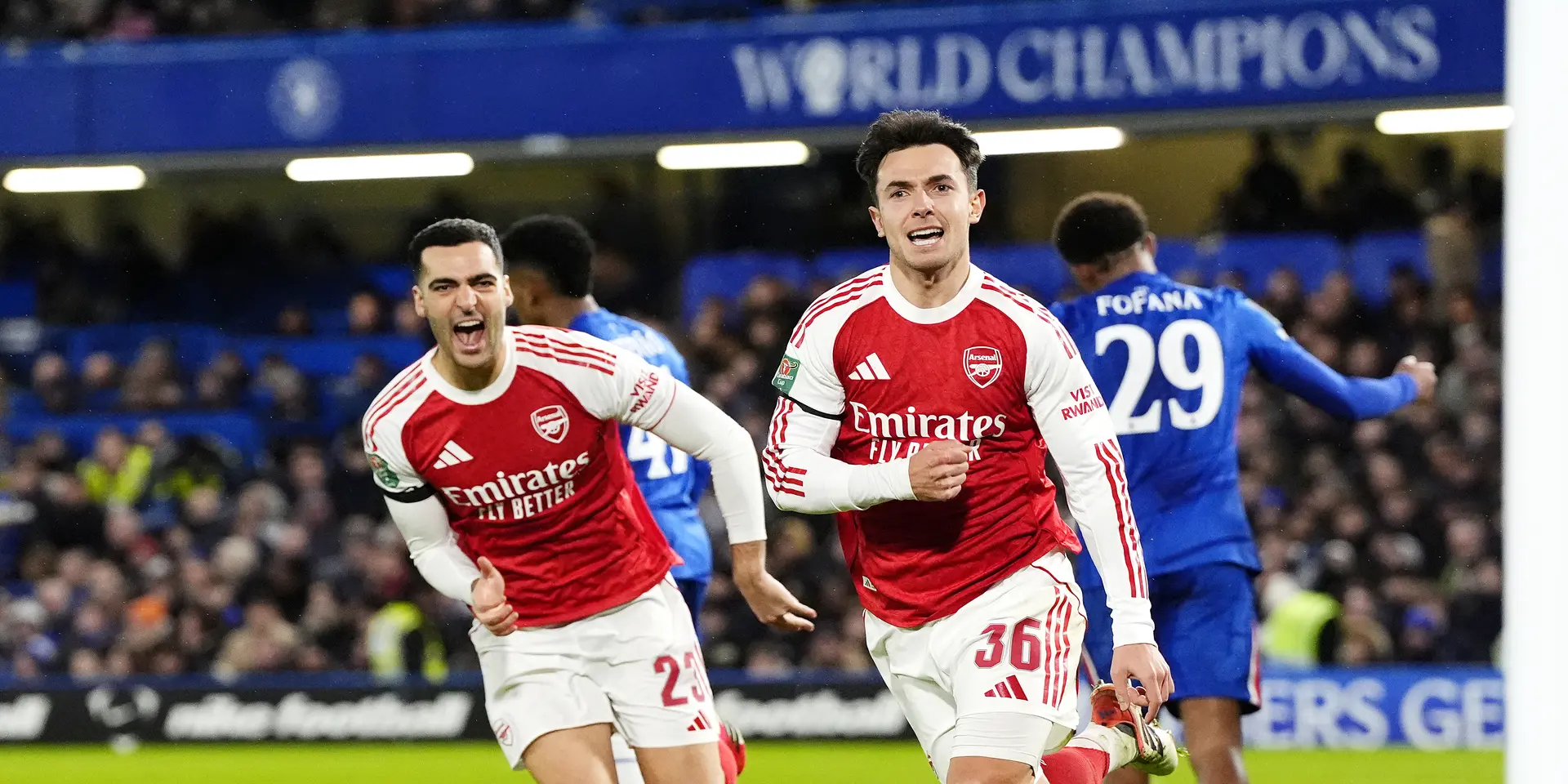 Arsenal beat Rosenior's Chelsea in League Cup semi first leg