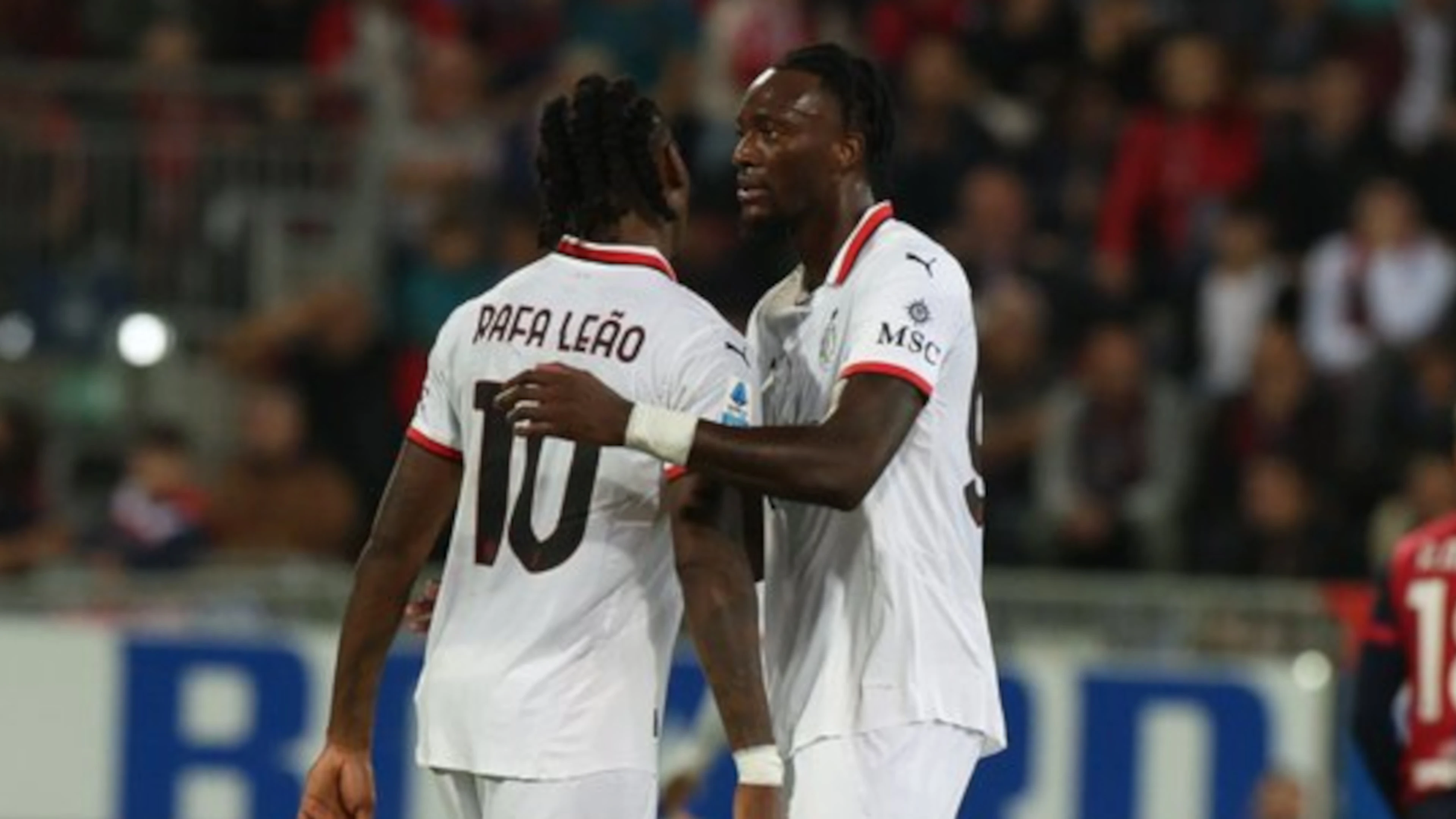Milan held to  draw at Cagliari despite Leao double