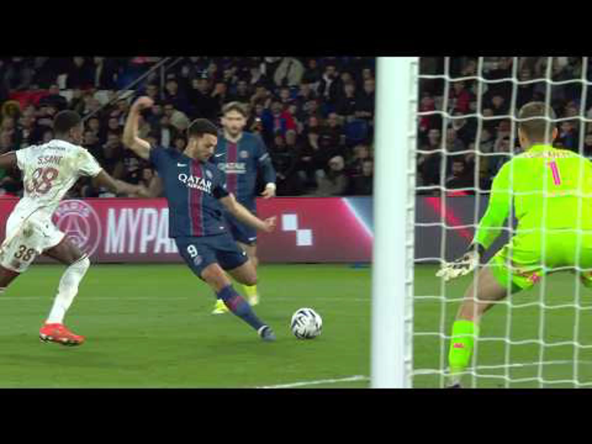 Paris Saint-Germain v Metz | Match Highlights | French Ligue 1