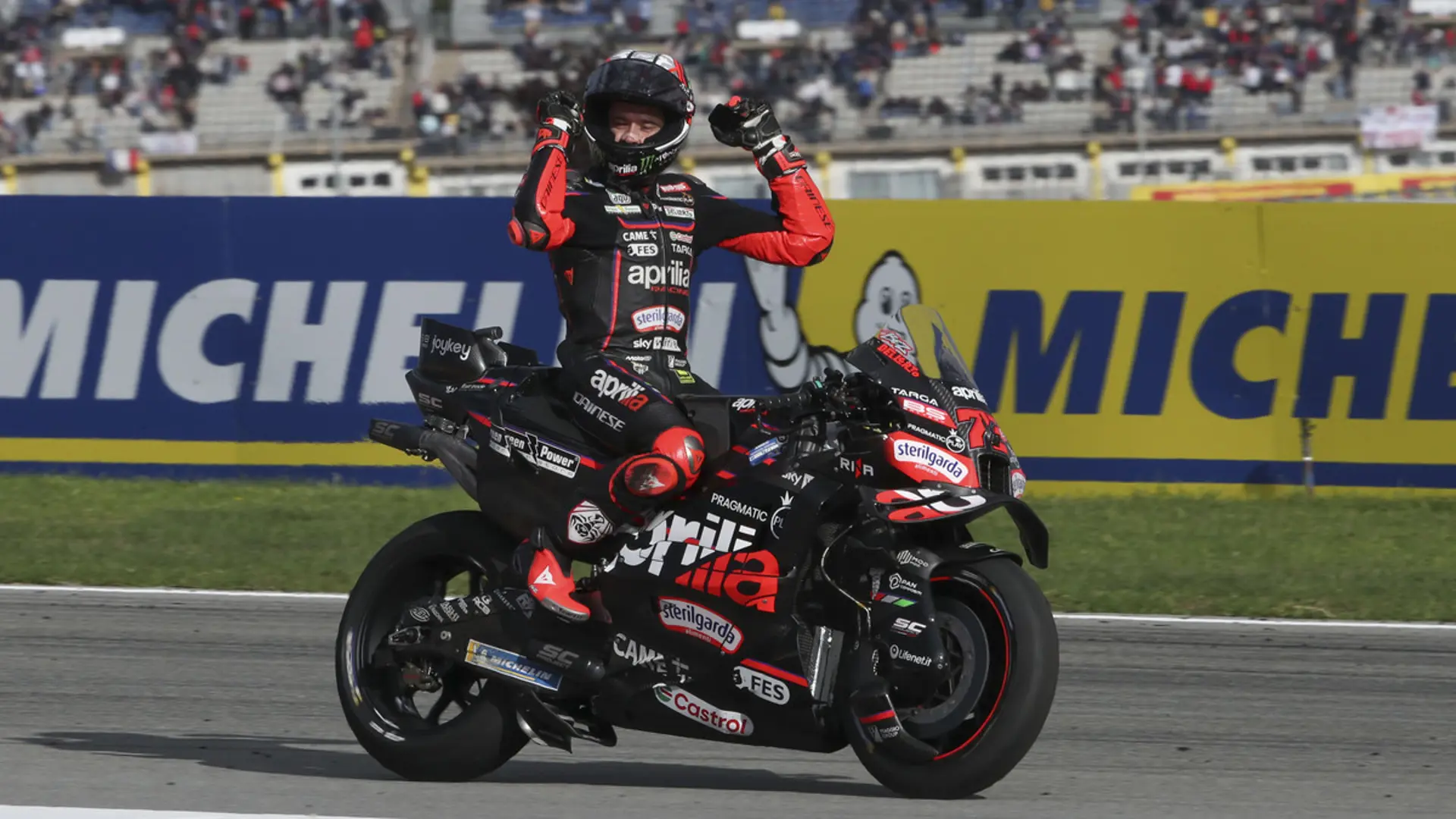 Bezzecchi claims Valencia MotoGP victory in season-ender