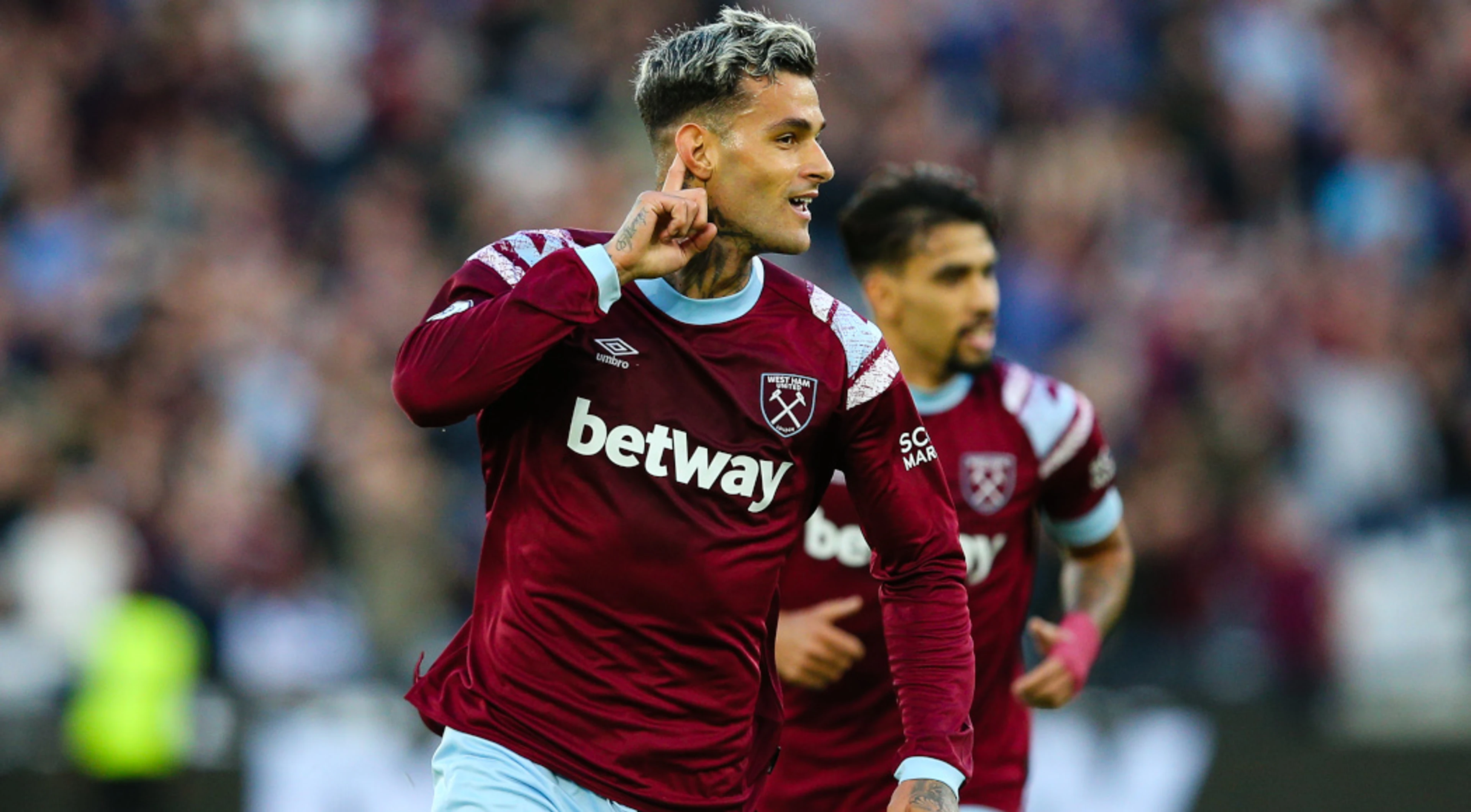 Scamacca opens account as West Ham beat Wolves