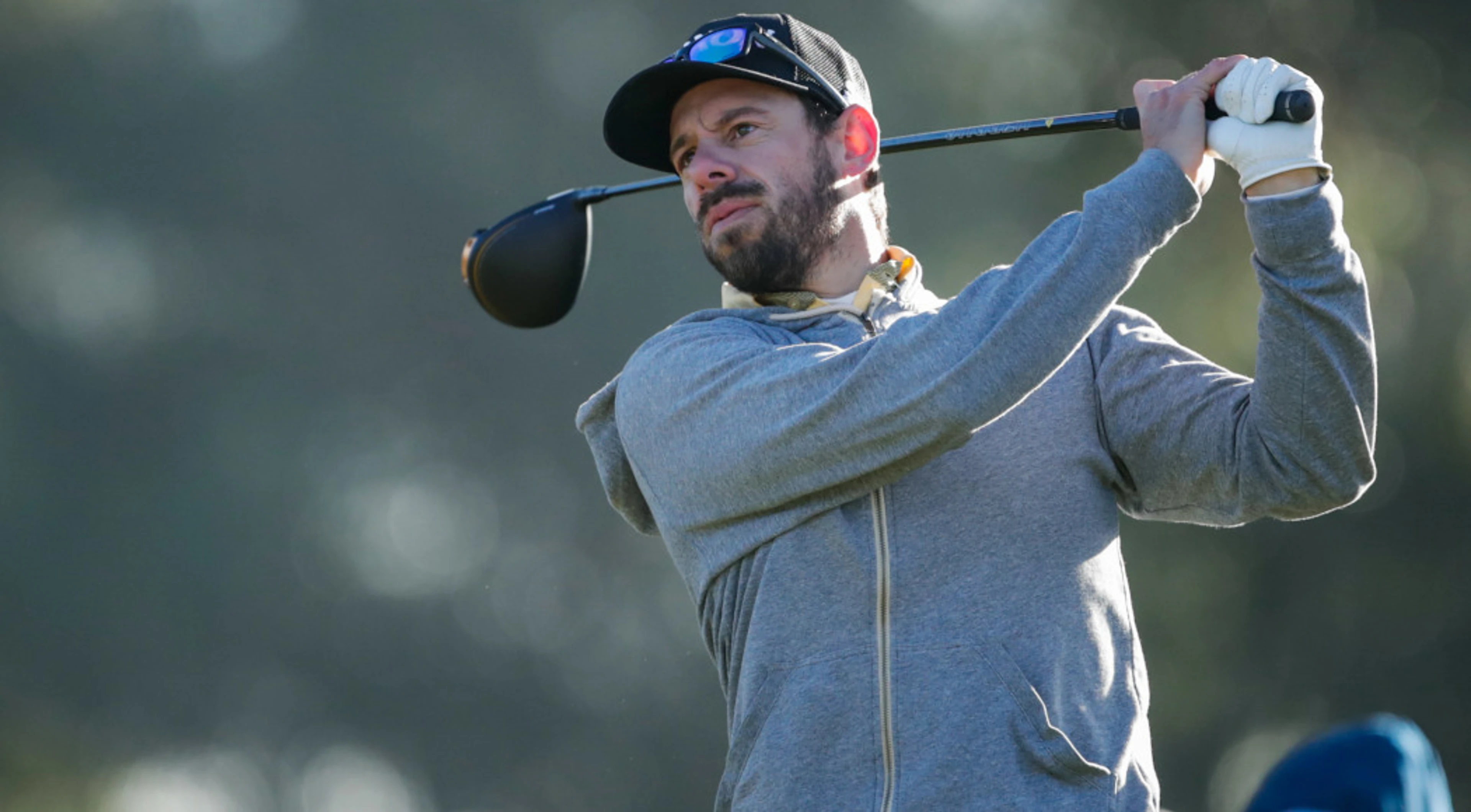 Hess, Hendler, De Smidt in three-way share of lead