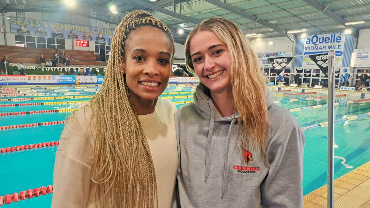 Thompson breaks 16-year-old national record as Le Clos collects two more golds