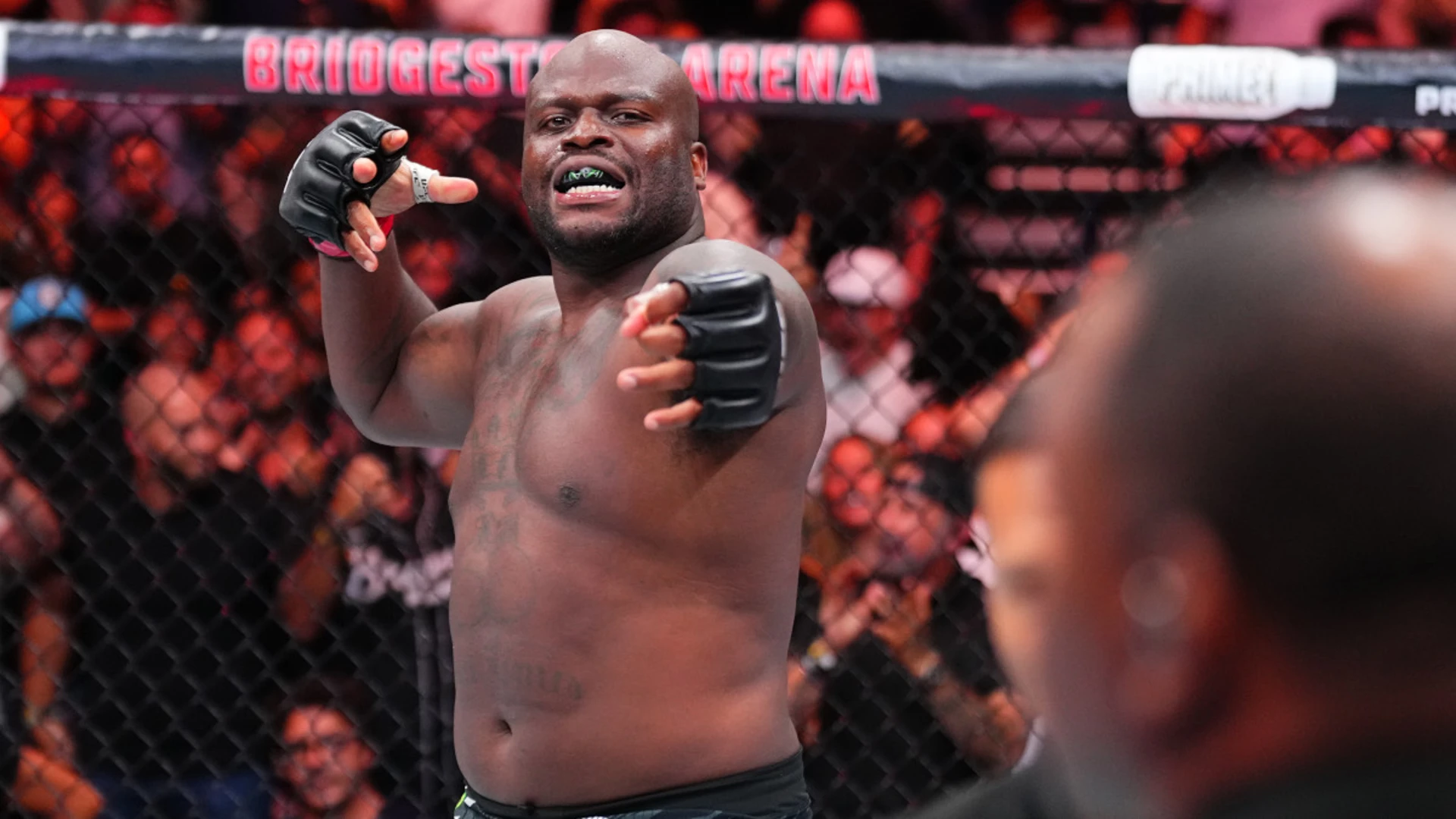 UFC Fight Night report – Lewis swings to victory at UFC Fight Night