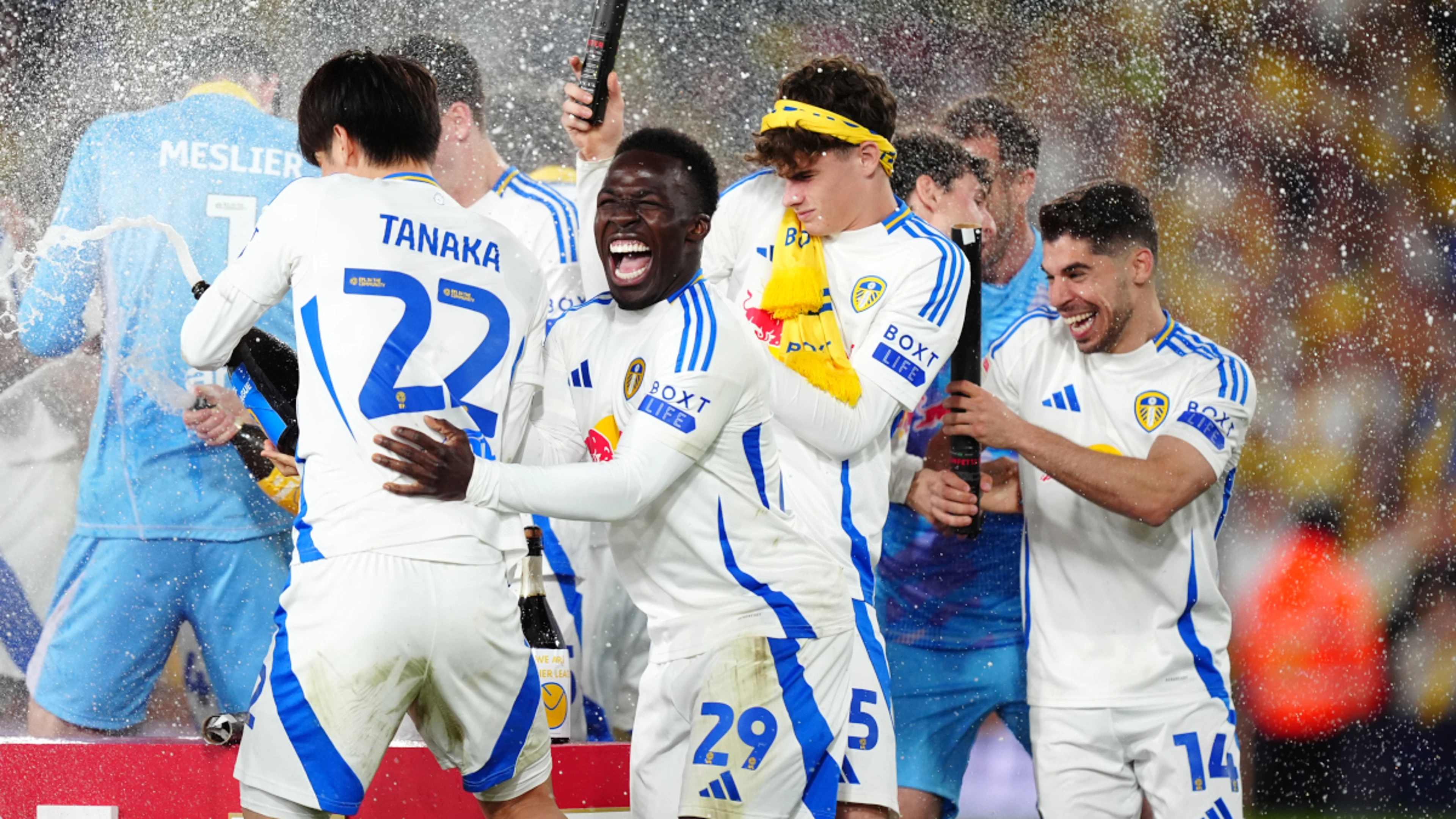 Leeds on brink of Championship title after Bristol stroll