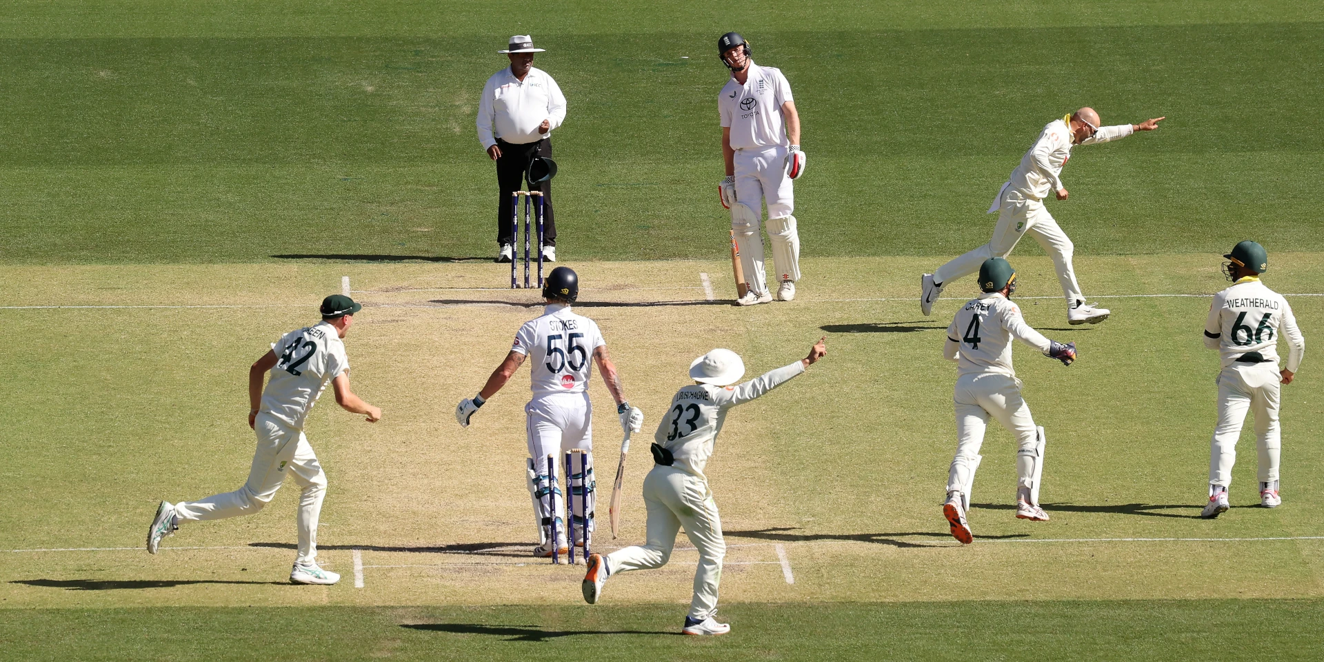DAY 4: England dig in as they chase a record 435 to keep Ashes alive