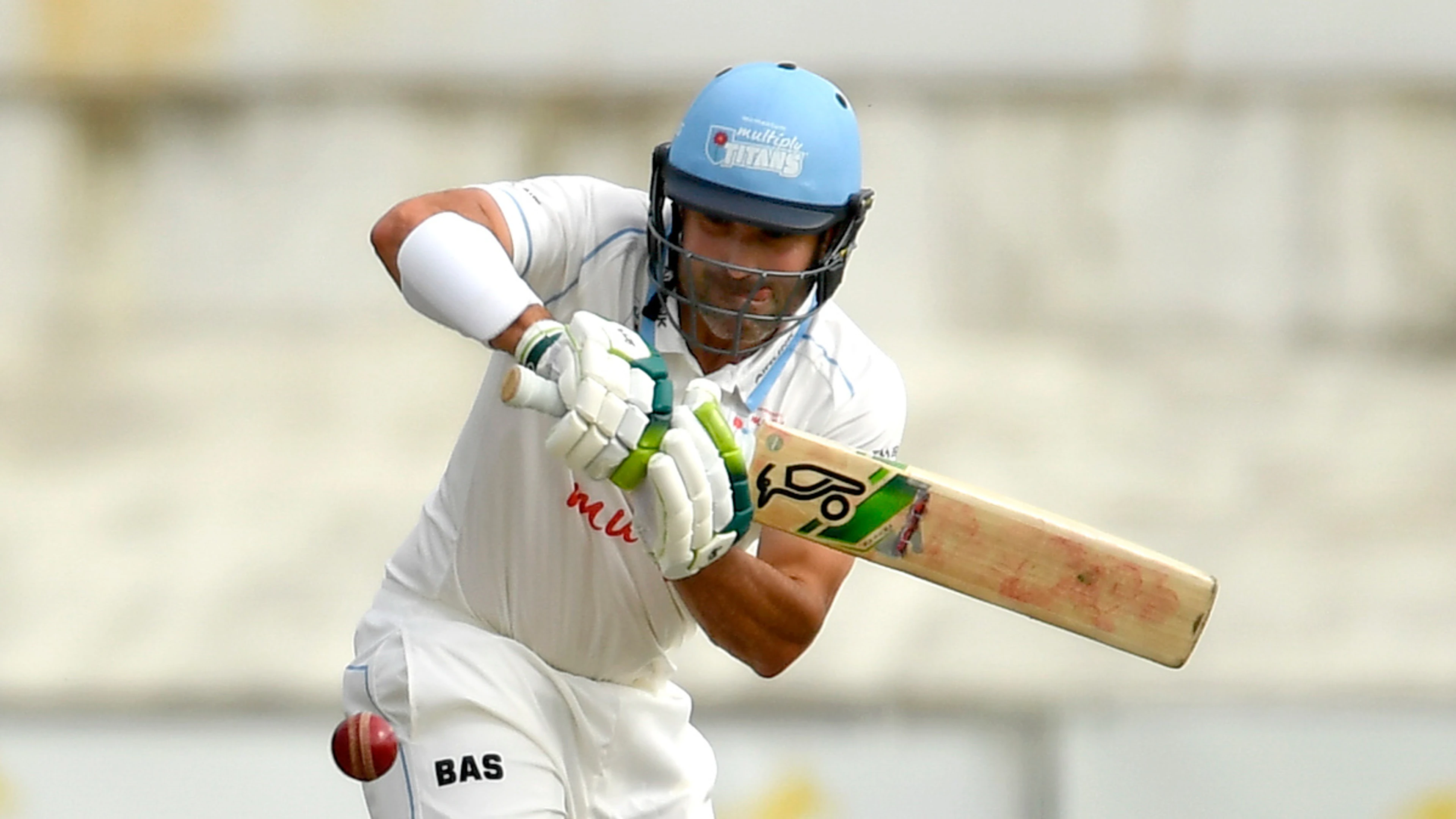 Elgar, Moonsamy centuries power Titans ahead of Dolphins
