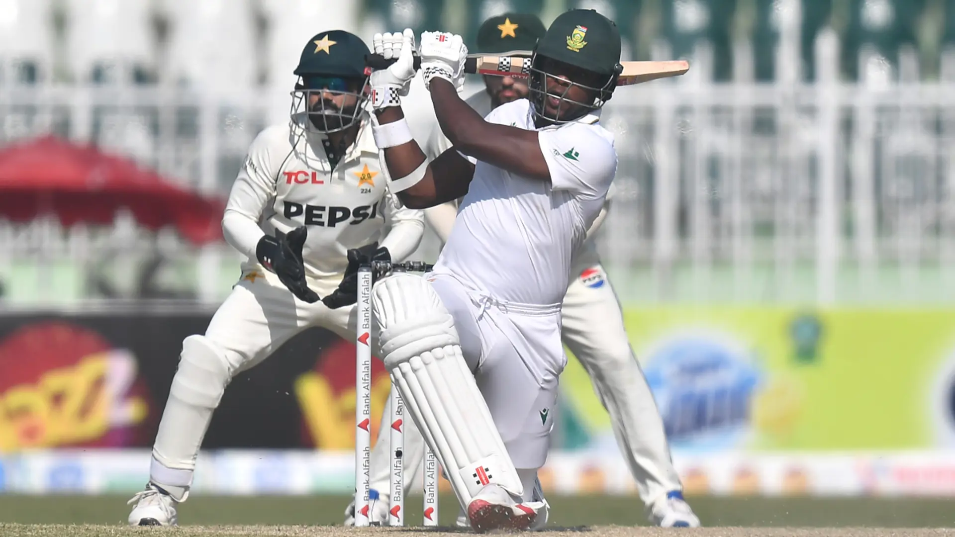 DAY 3: Magnificent Muthusamy, Rabada stun Pakistan