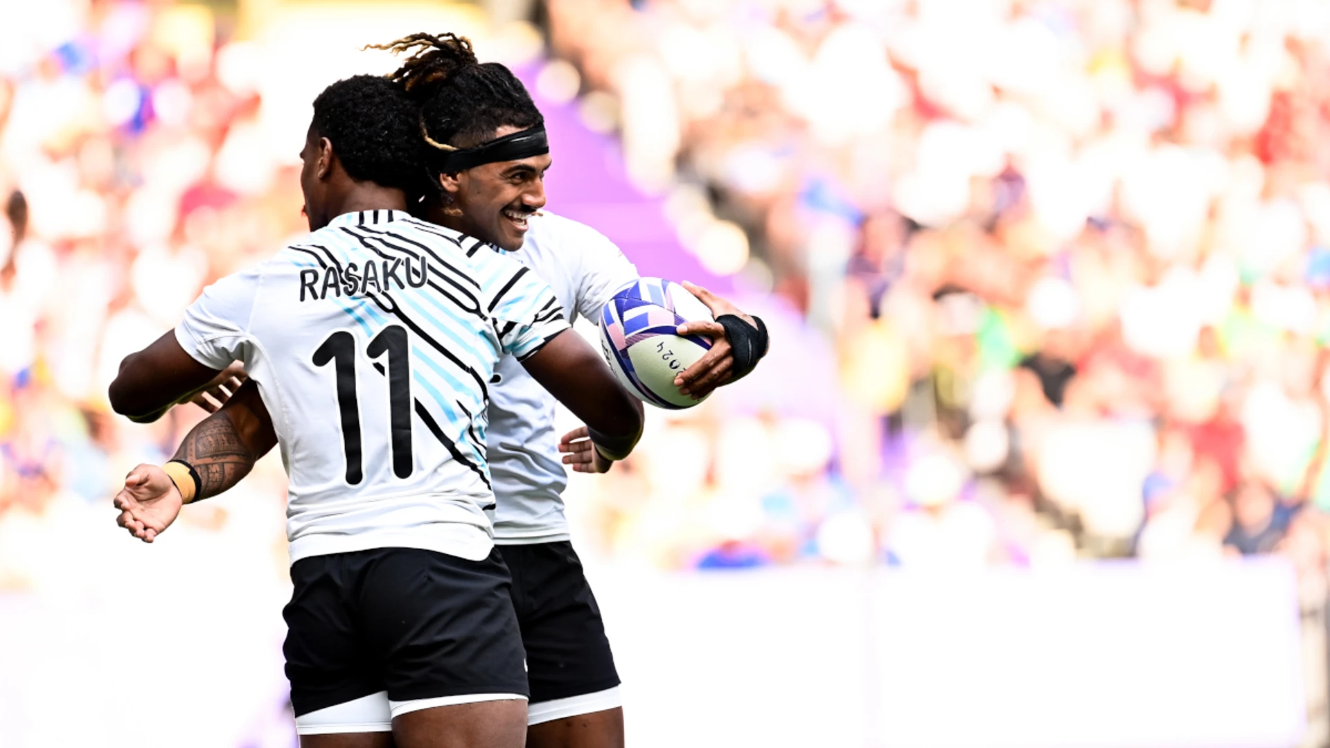 Favourites France fail to shine in Olympic rugby sevens, Fiji sparkle