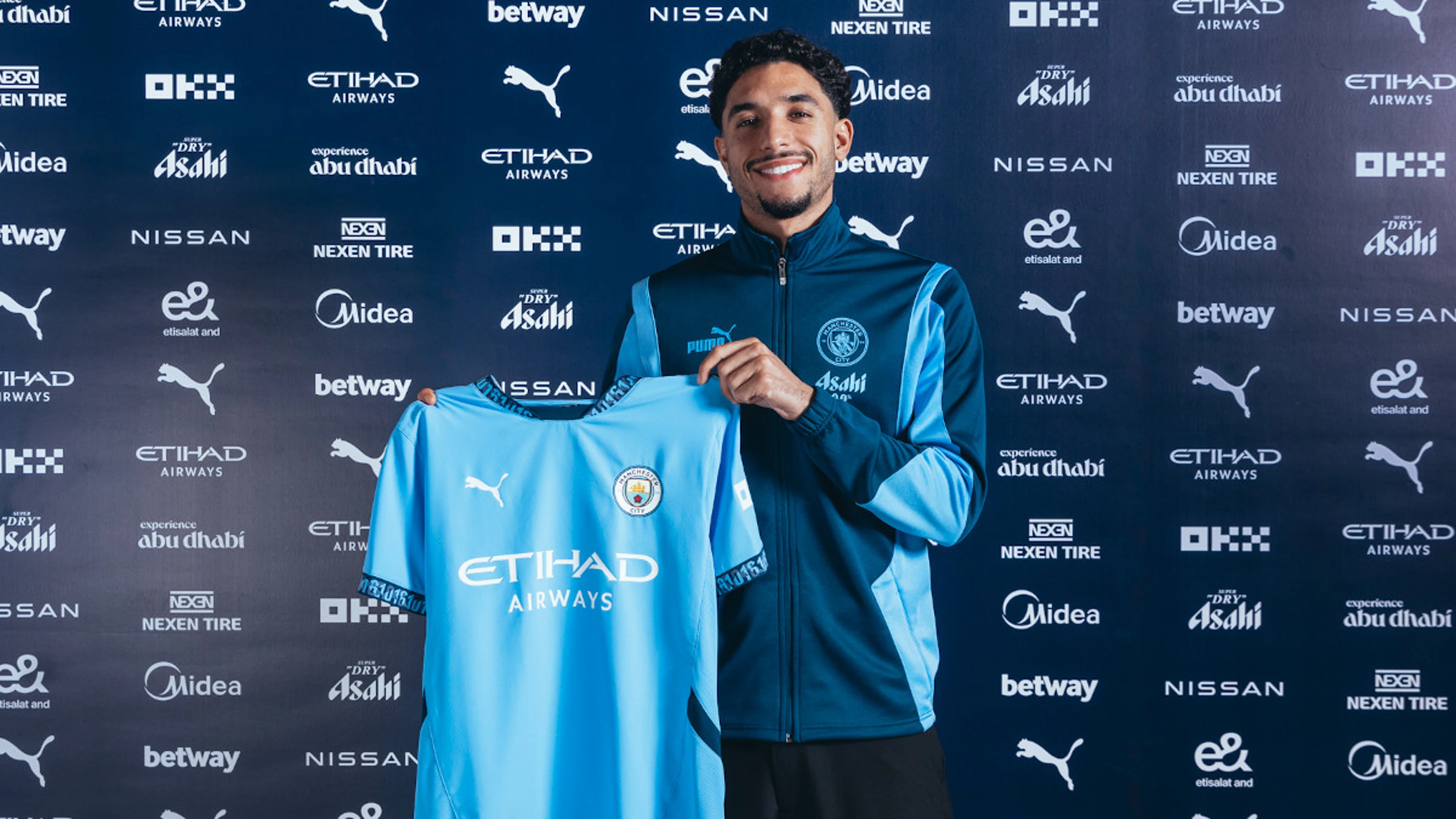 Man City sign Egyptian forward Marmoush from Eintracht Frankfurt