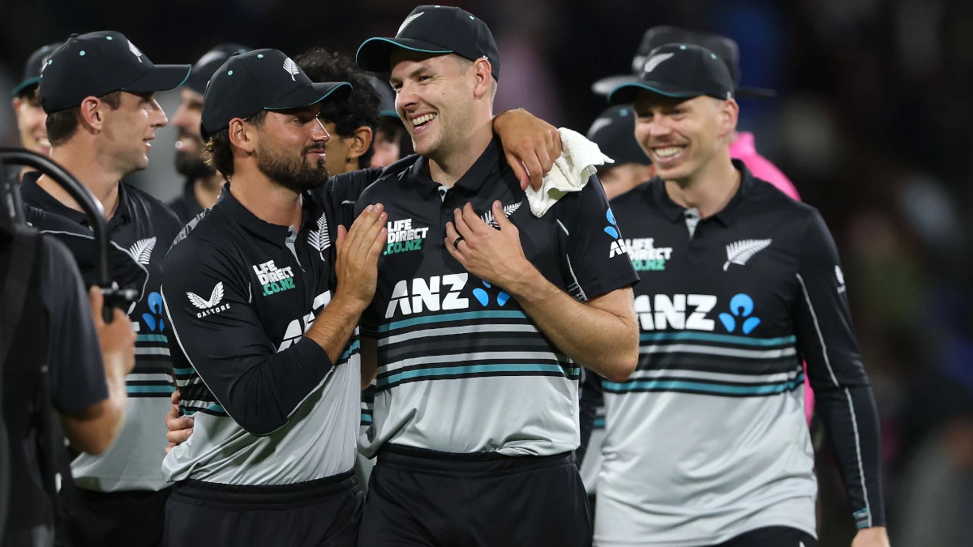 Duffy bowls New Zealand to T20 victory over Sri Lanka