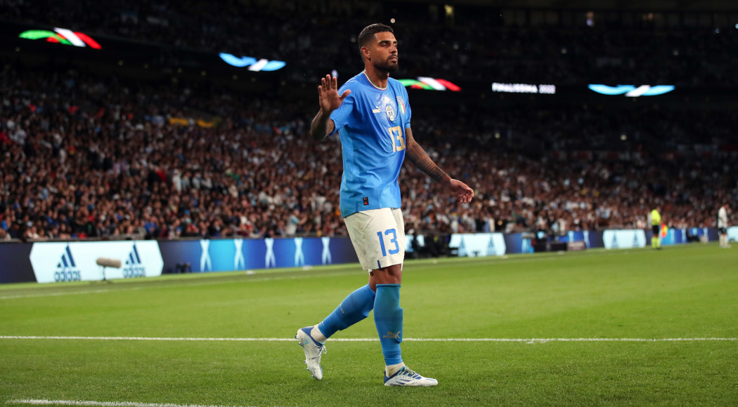 West Ham sign Chelsea defender Emerson