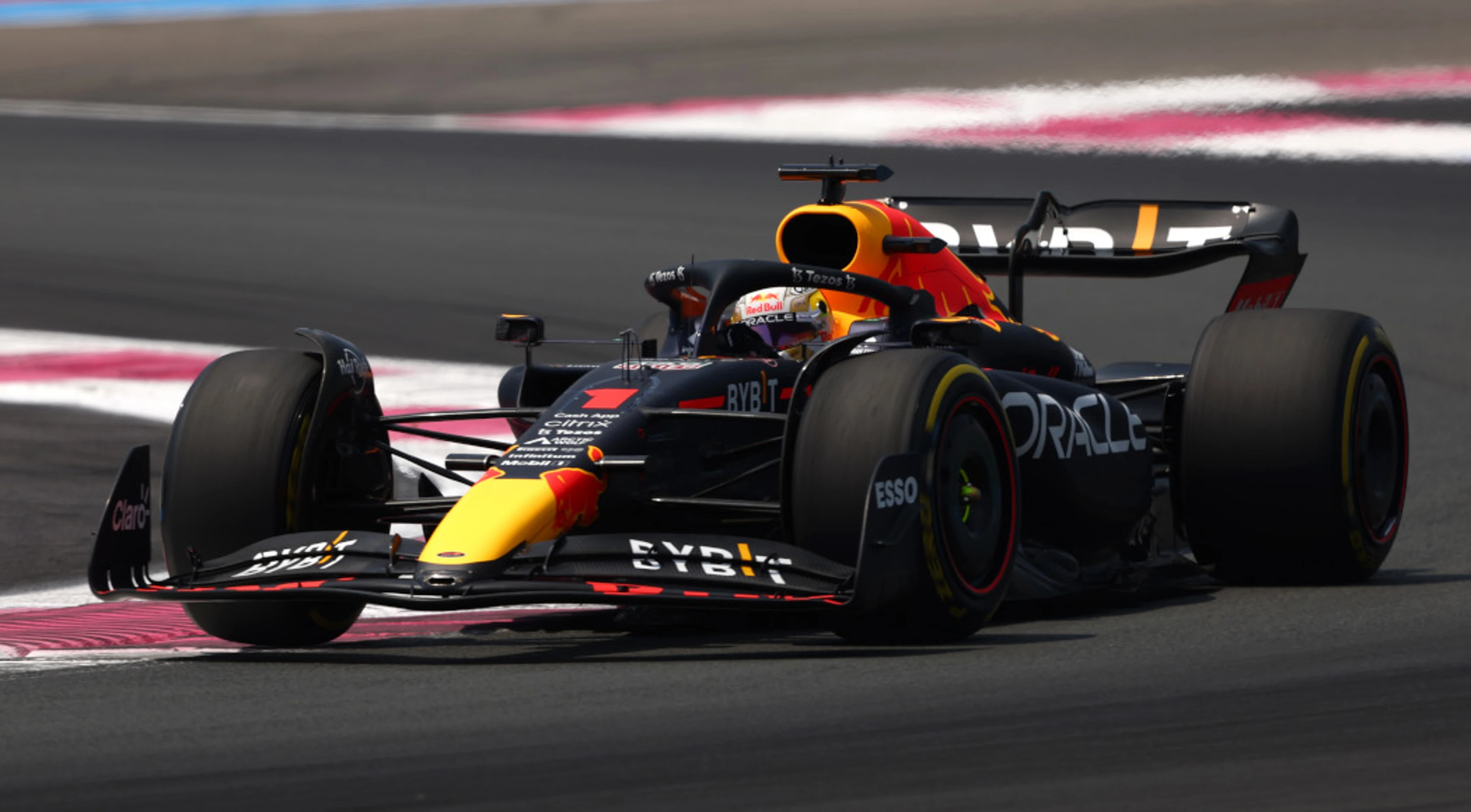 Verstappen sizzles in the sun to dominate final practice