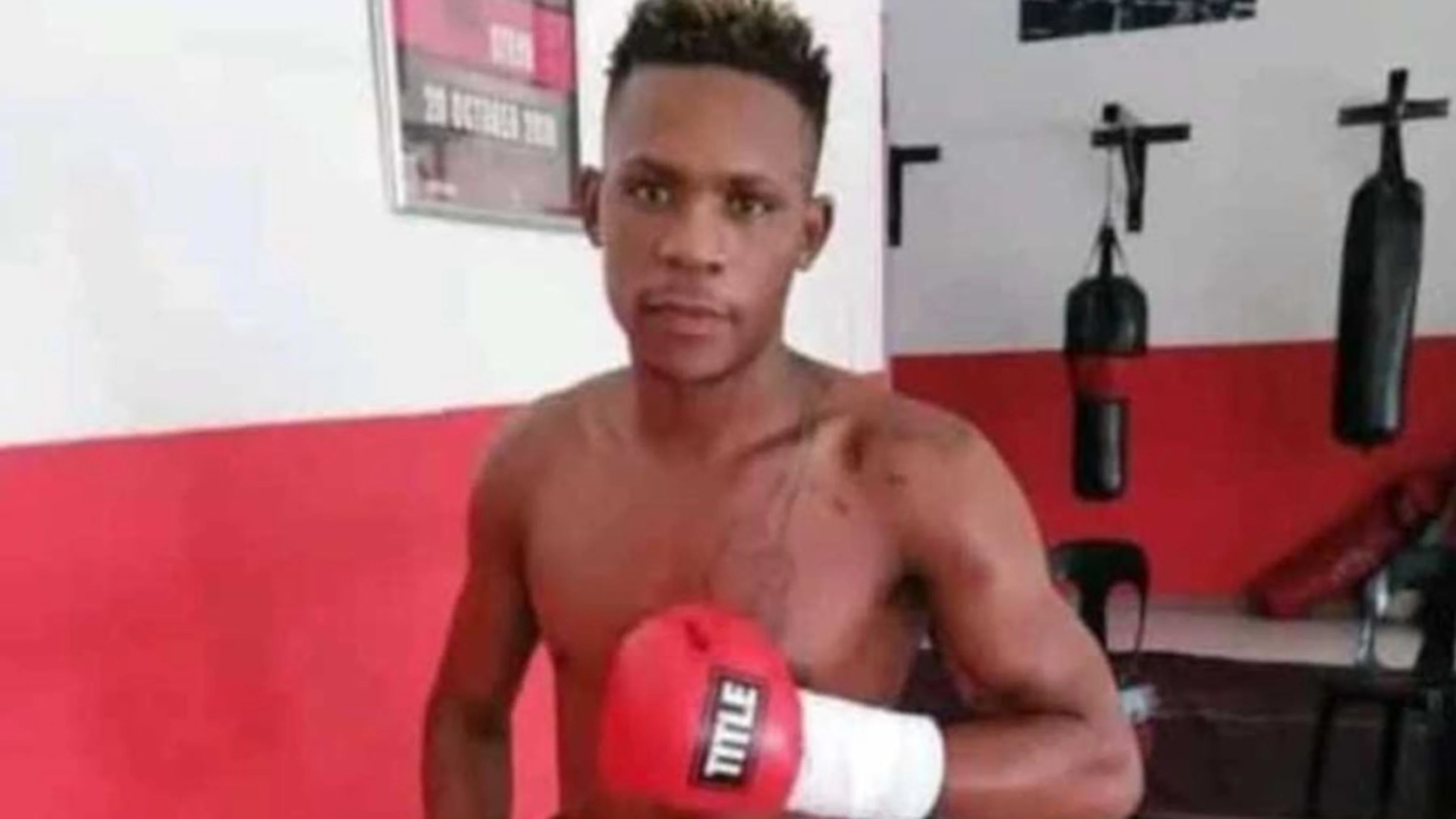 Junior featherweight boxer Skumbuzo Ximba dies