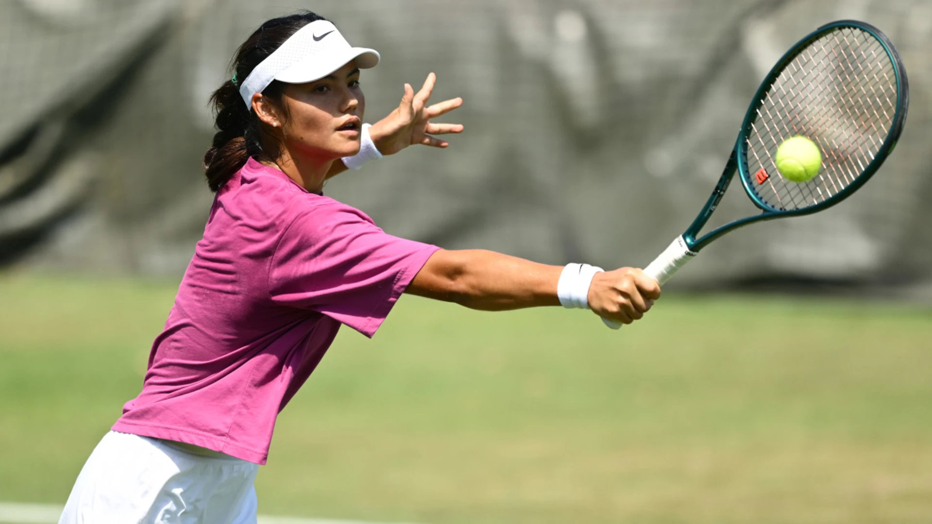 Raducanu back at Wimbledon as British No 1 but tempers expectations