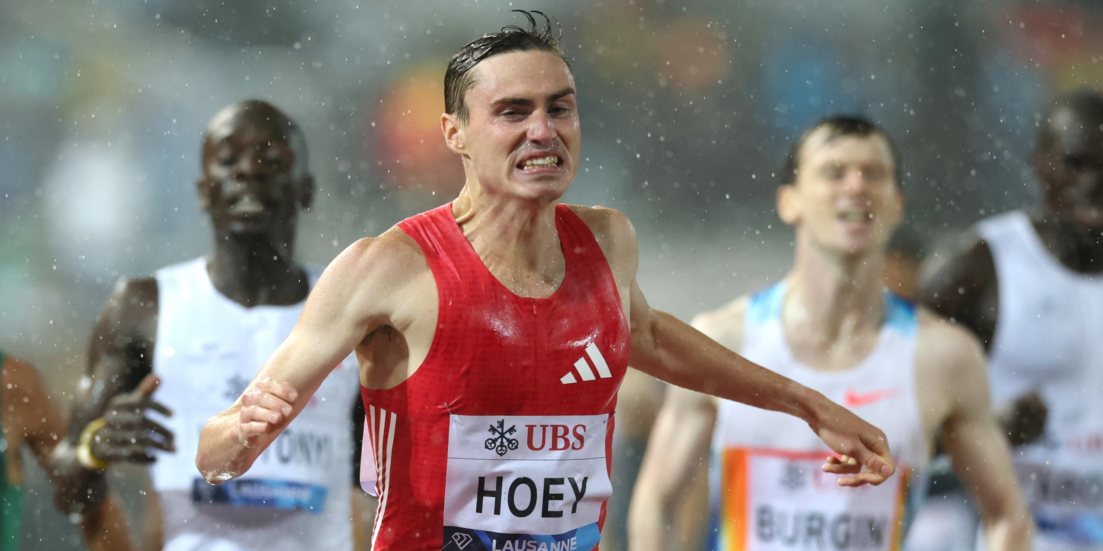 Hoey breaks 800m indoor world record in Boston