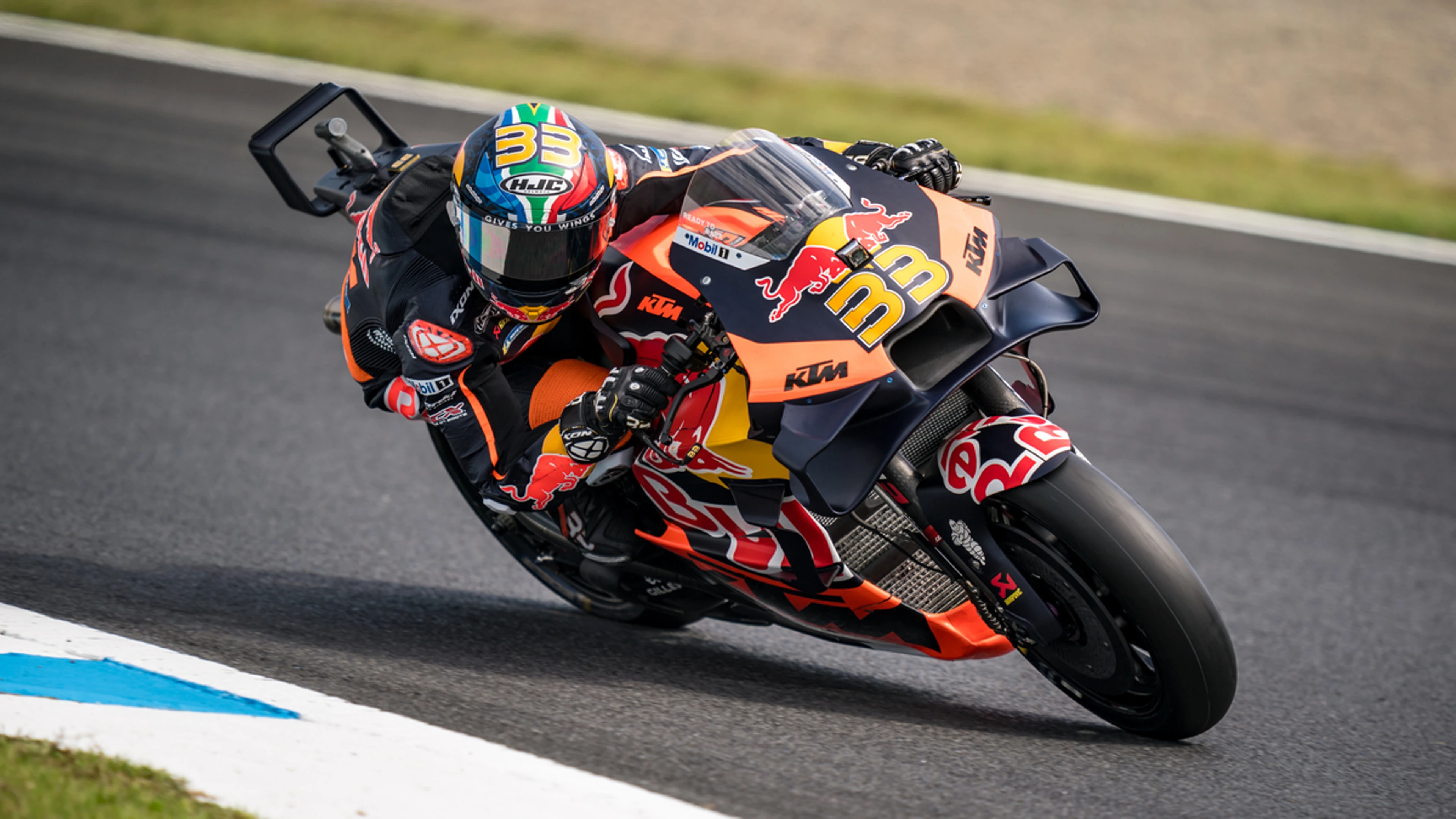 Binder sets record in Japan MotoGP practice