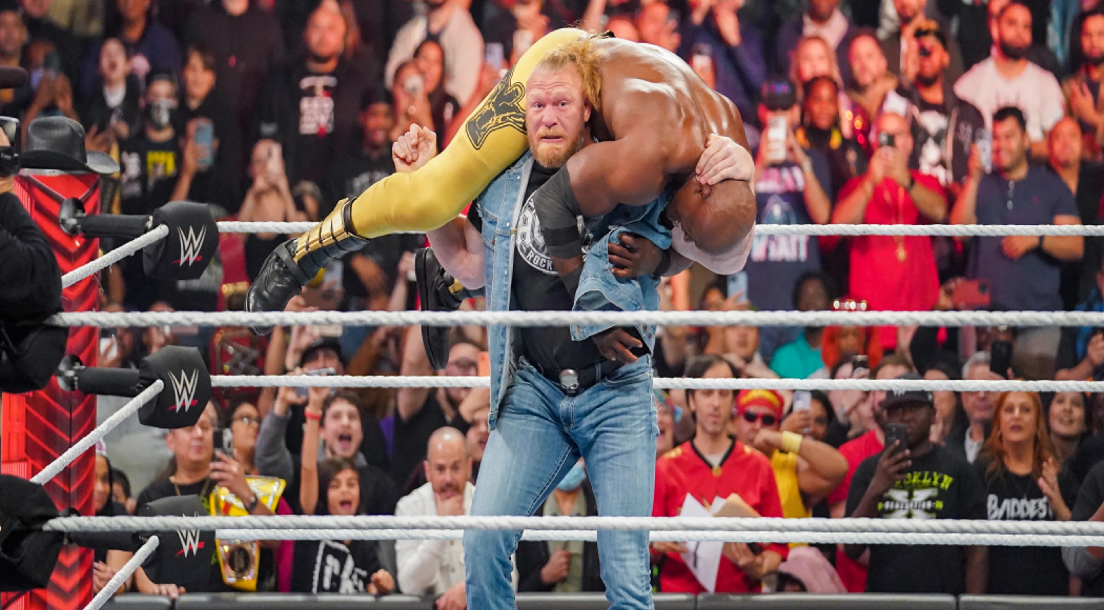 Brock Lesnar takes out Bobby Lashley, DX close out Raw in style