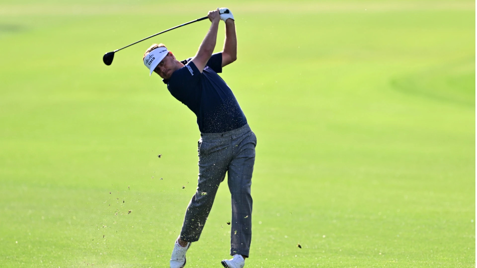 Mitchell grabs share of lead at Valspar aiming for redemption