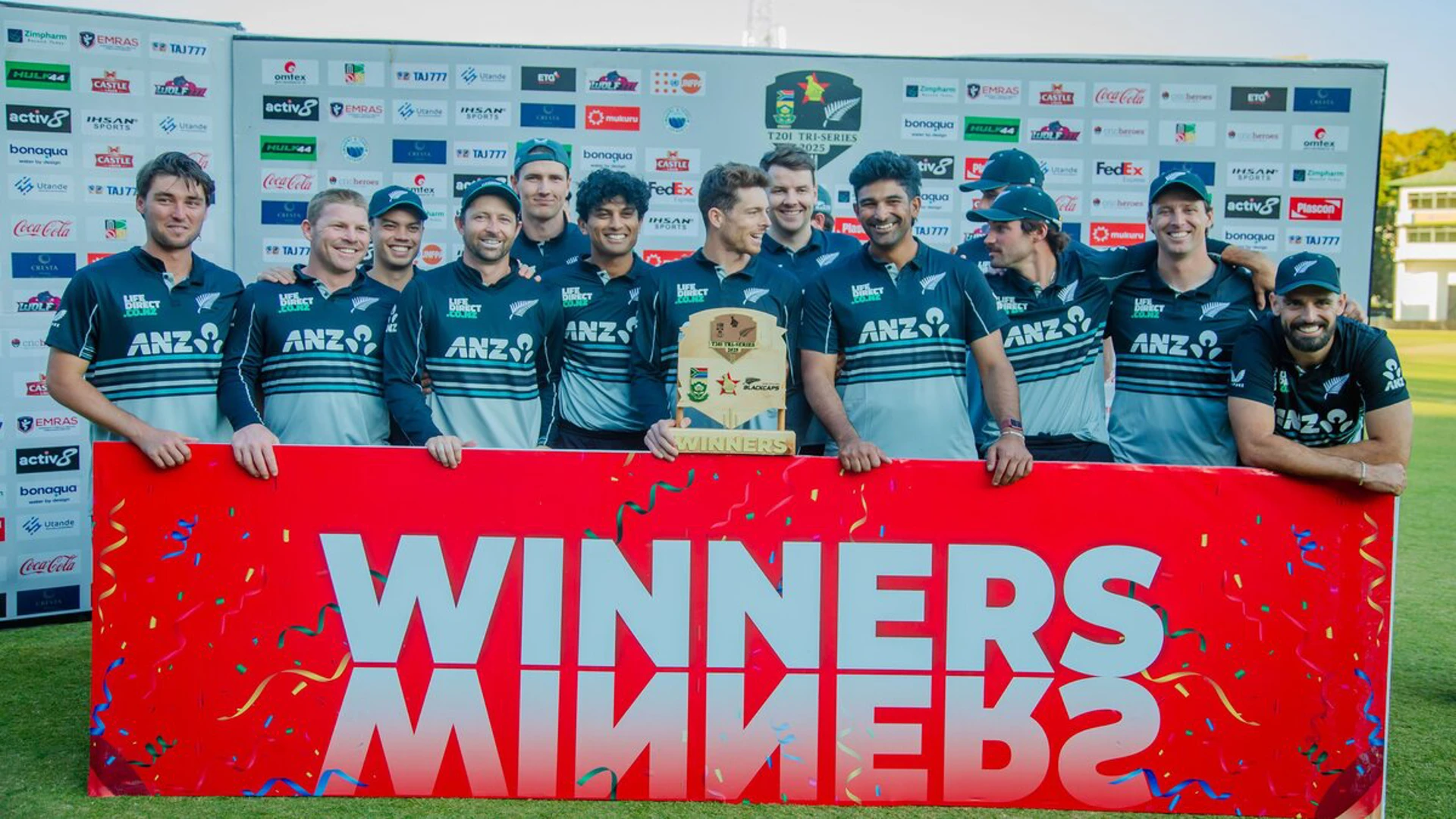 Henry leads New Zealand to victory with brilliant death bowling