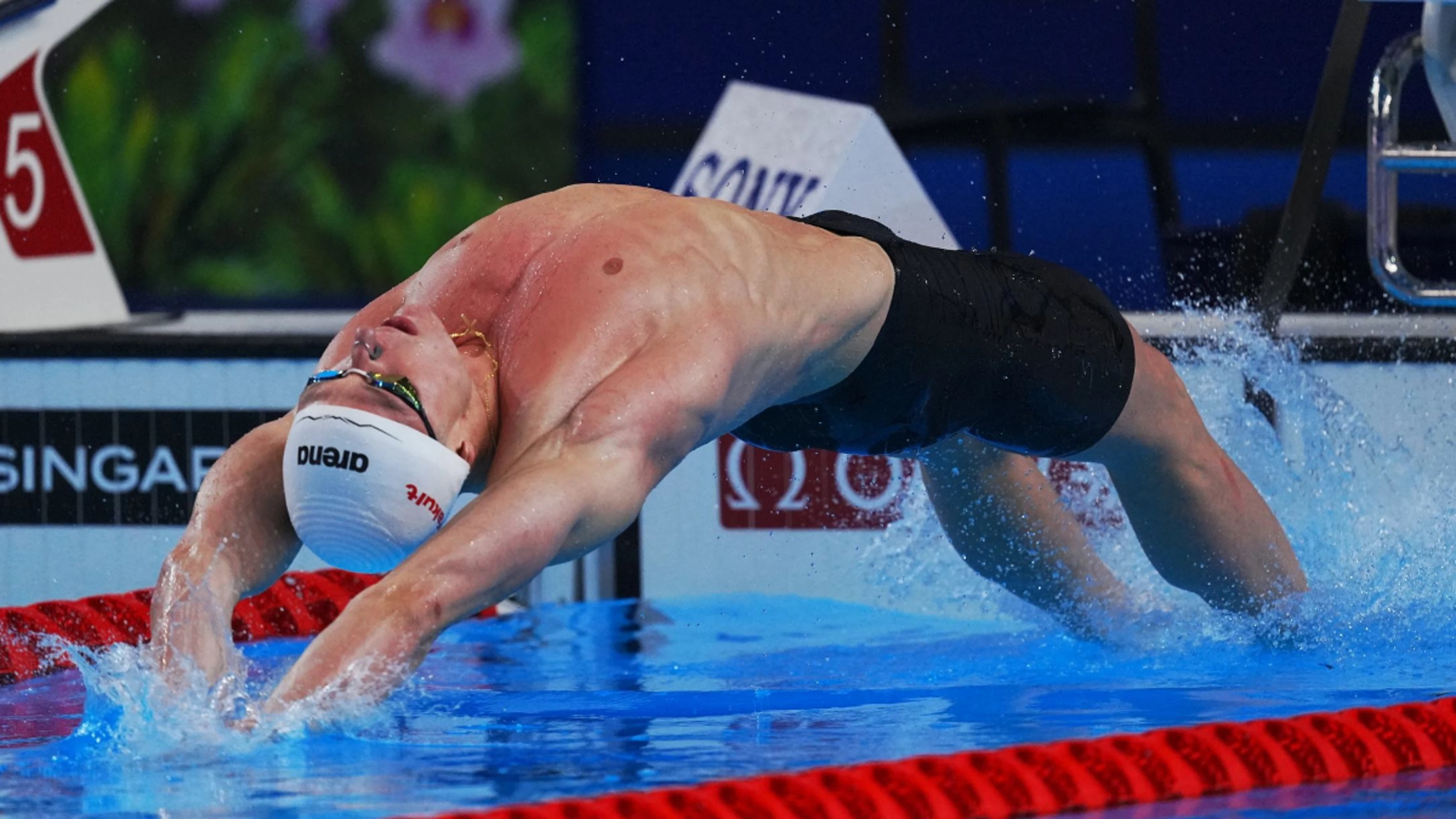 Coetzé is only the 2nd SA swimmer to win three gold medals at World Champs