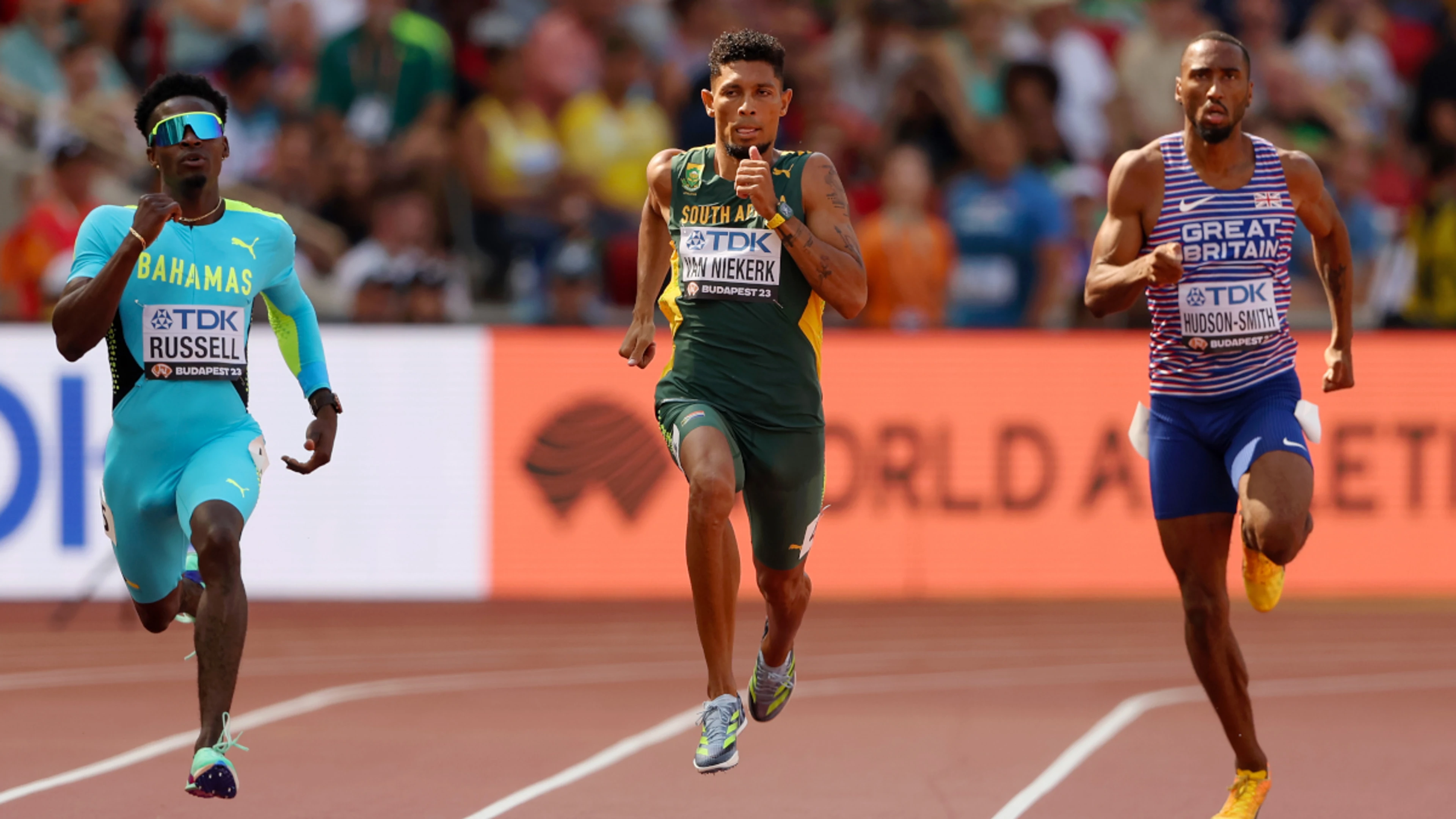 Van Niekerk cruises through to 400m semifinals in Budapest