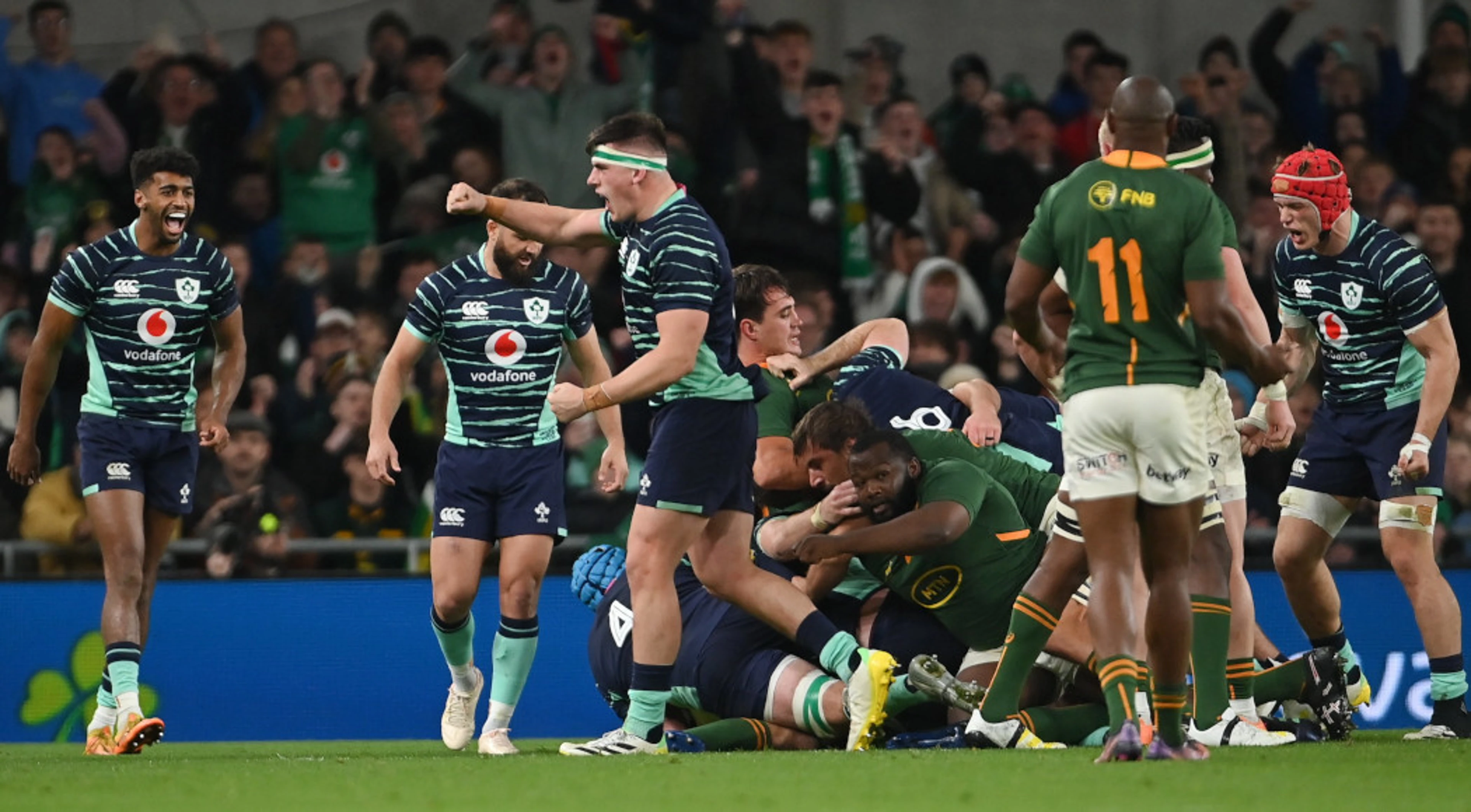 Goalkicker costs Boks as Ireland scrape home